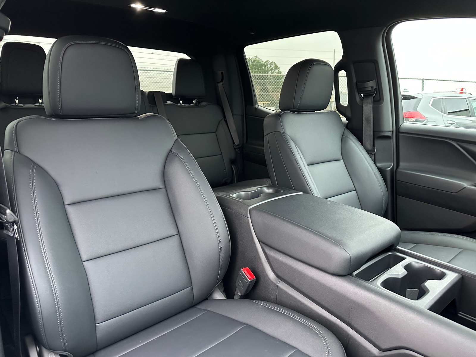 Thumbnail: 2024 Chevrolet Silverado EV - 2