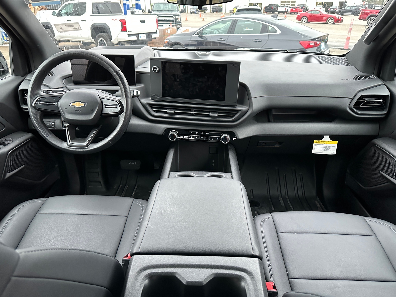 Thumbnail: 2024 Chevrolet Silverado EV - 3