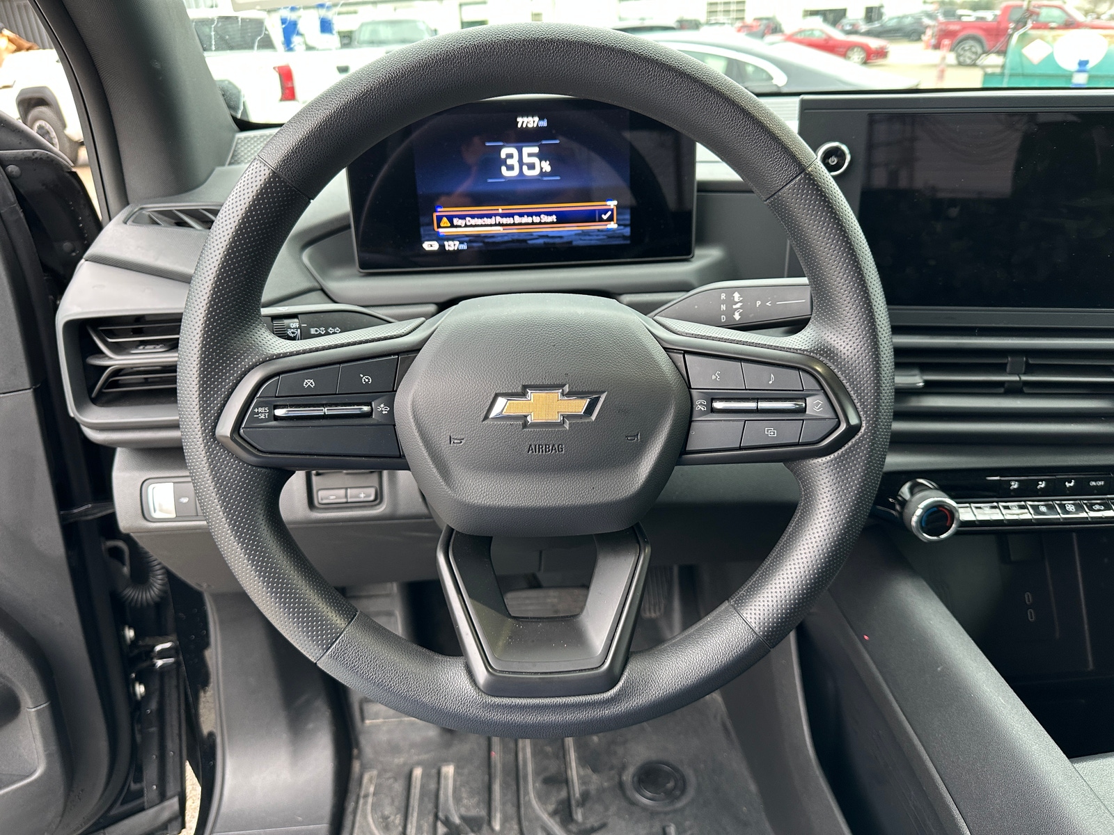 Thumbnail: 2024 Chevrolet Silverado EV - 5