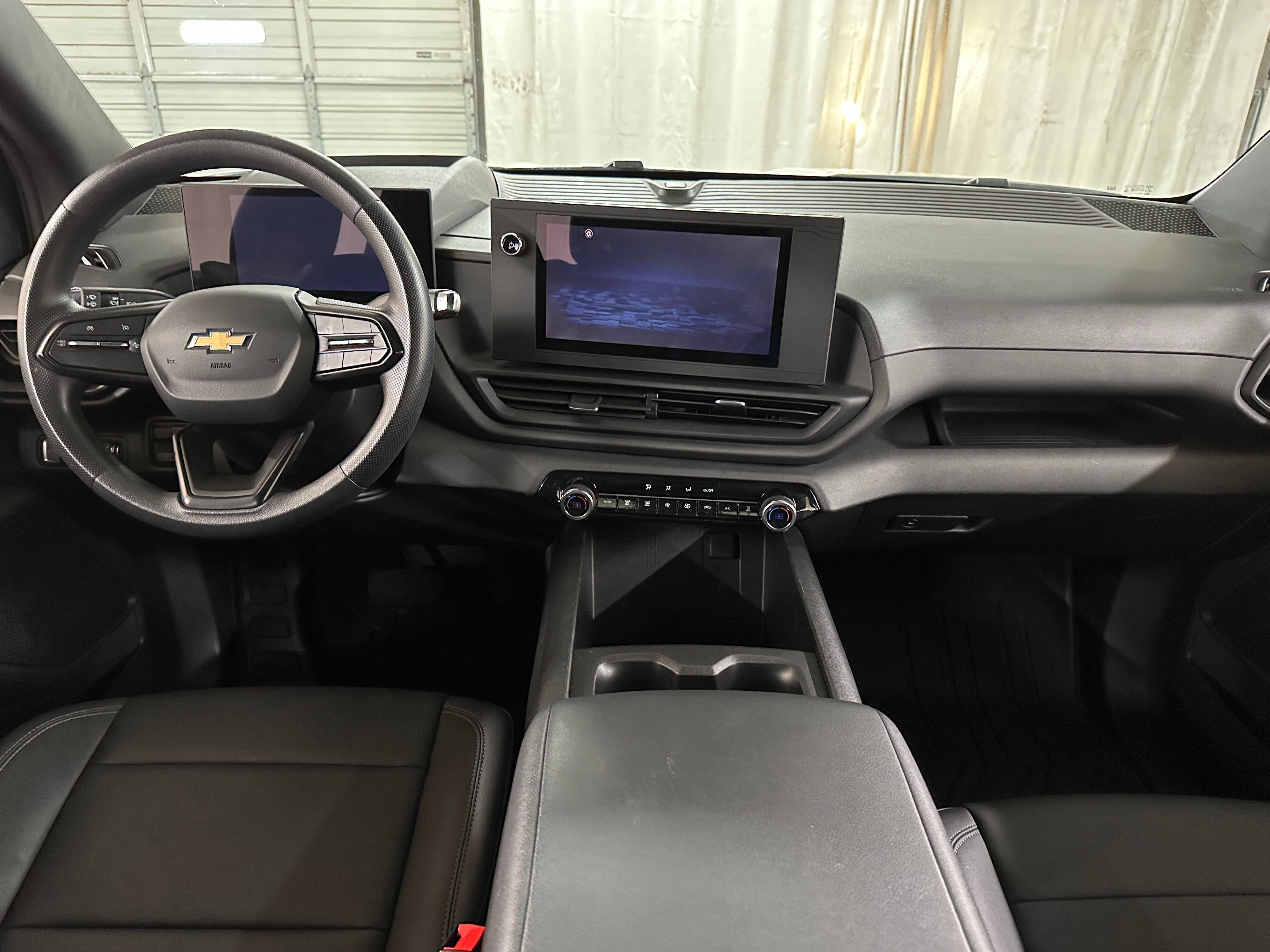 2024 Chevrolet Silverado EV Work Truck 3