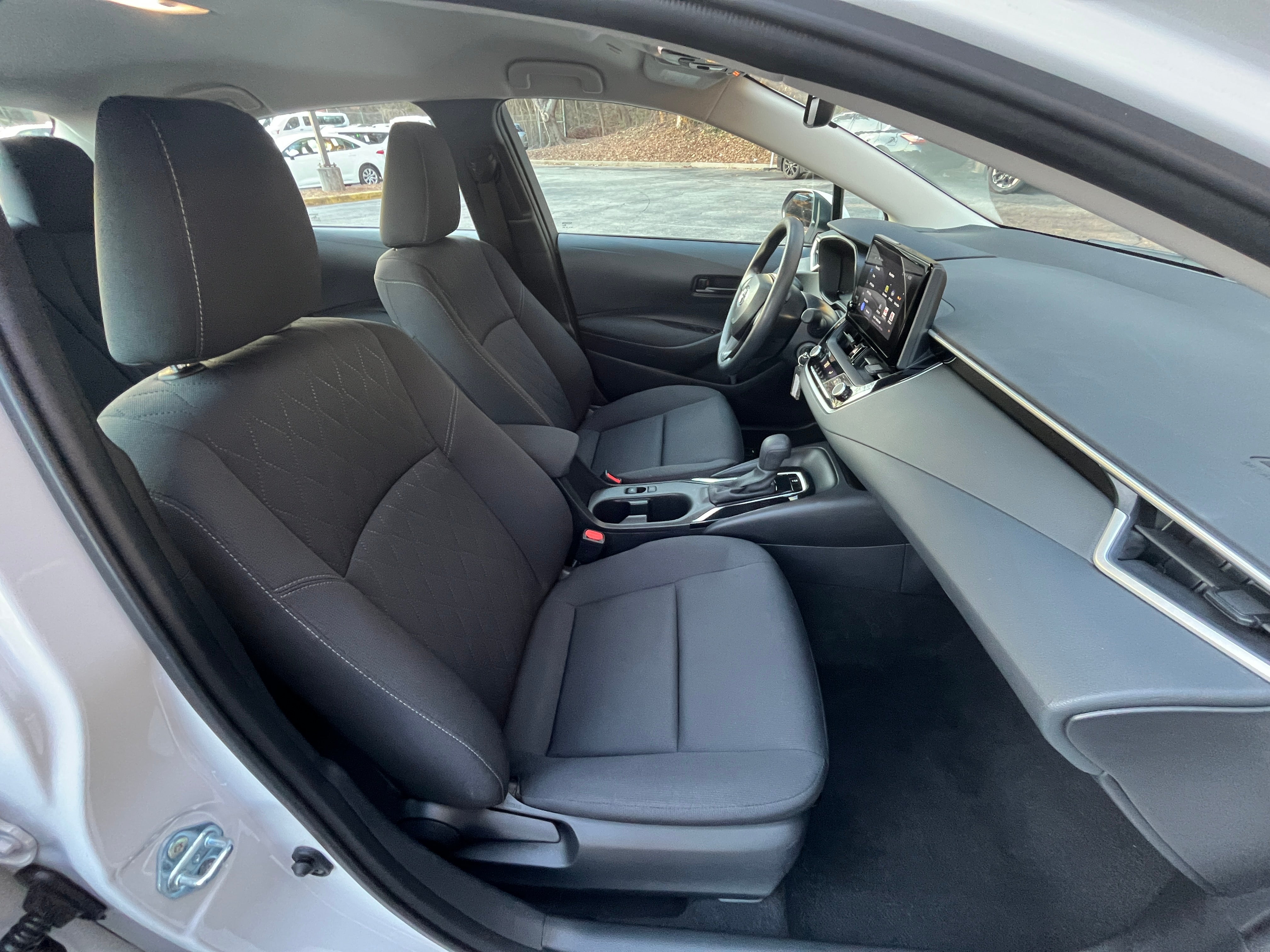 2024 Toyota Corolla LE 2