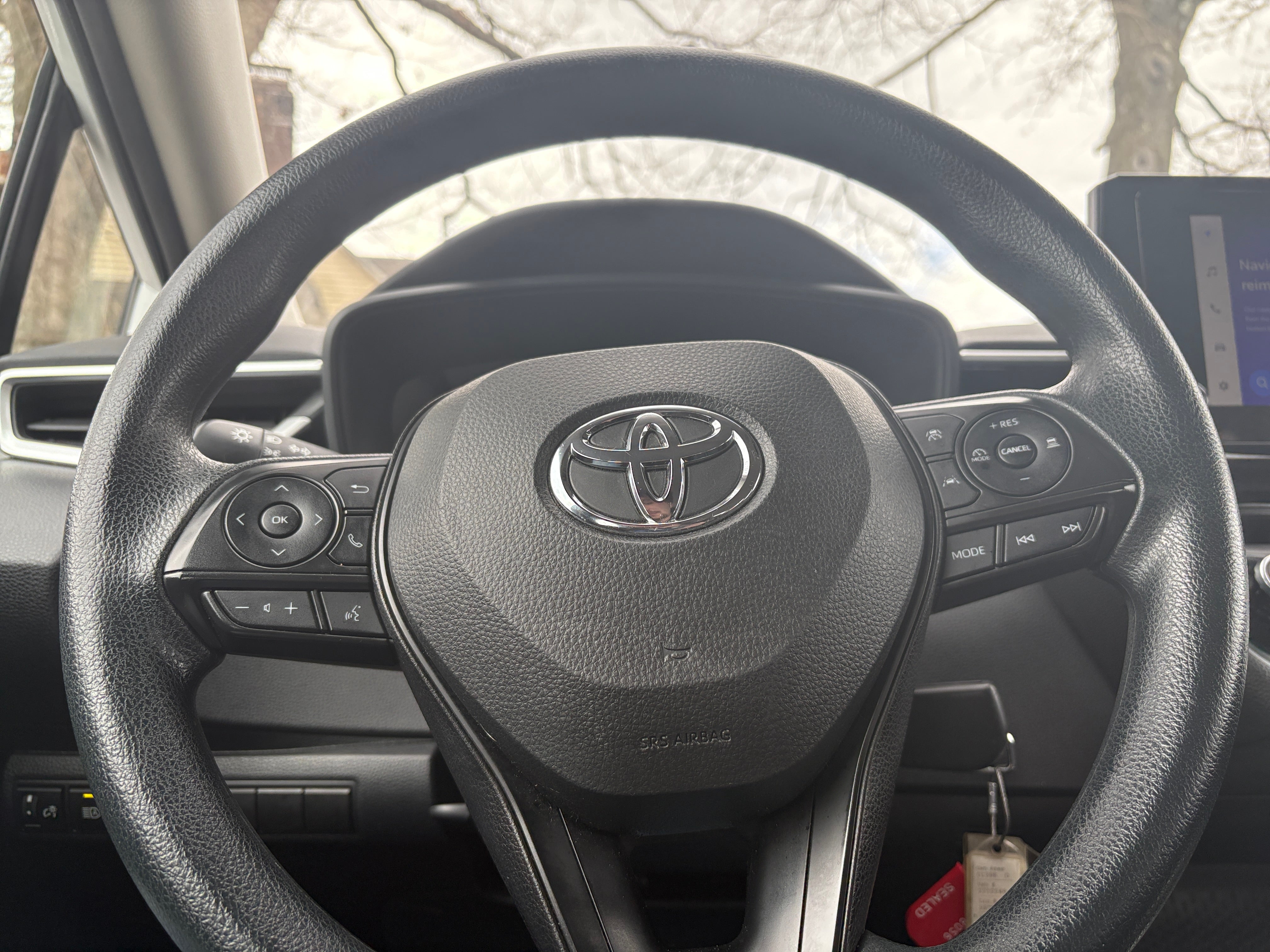 2023 Toyota Corolla LE 4