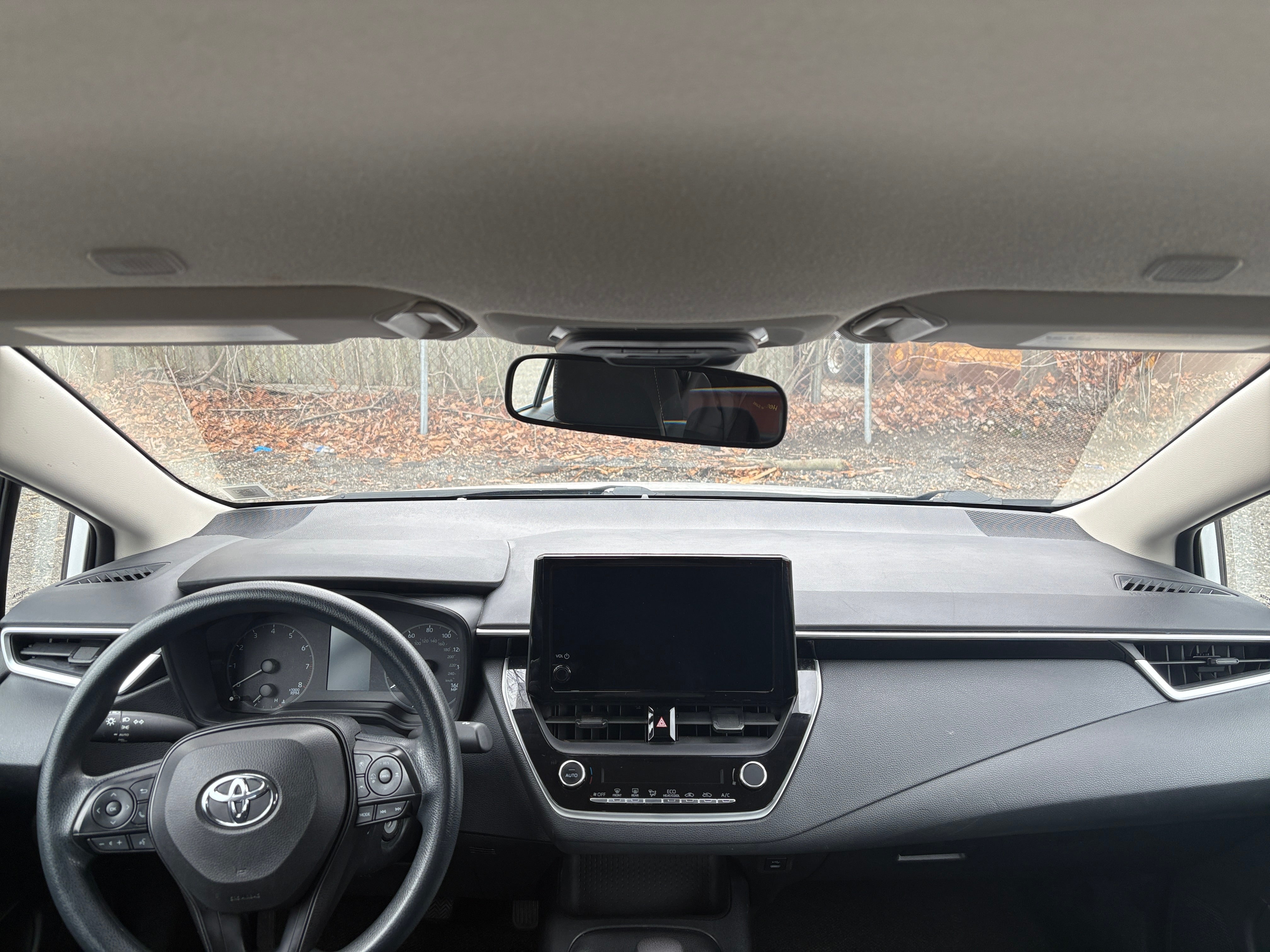 2023 Toyota Corolla LE 3
