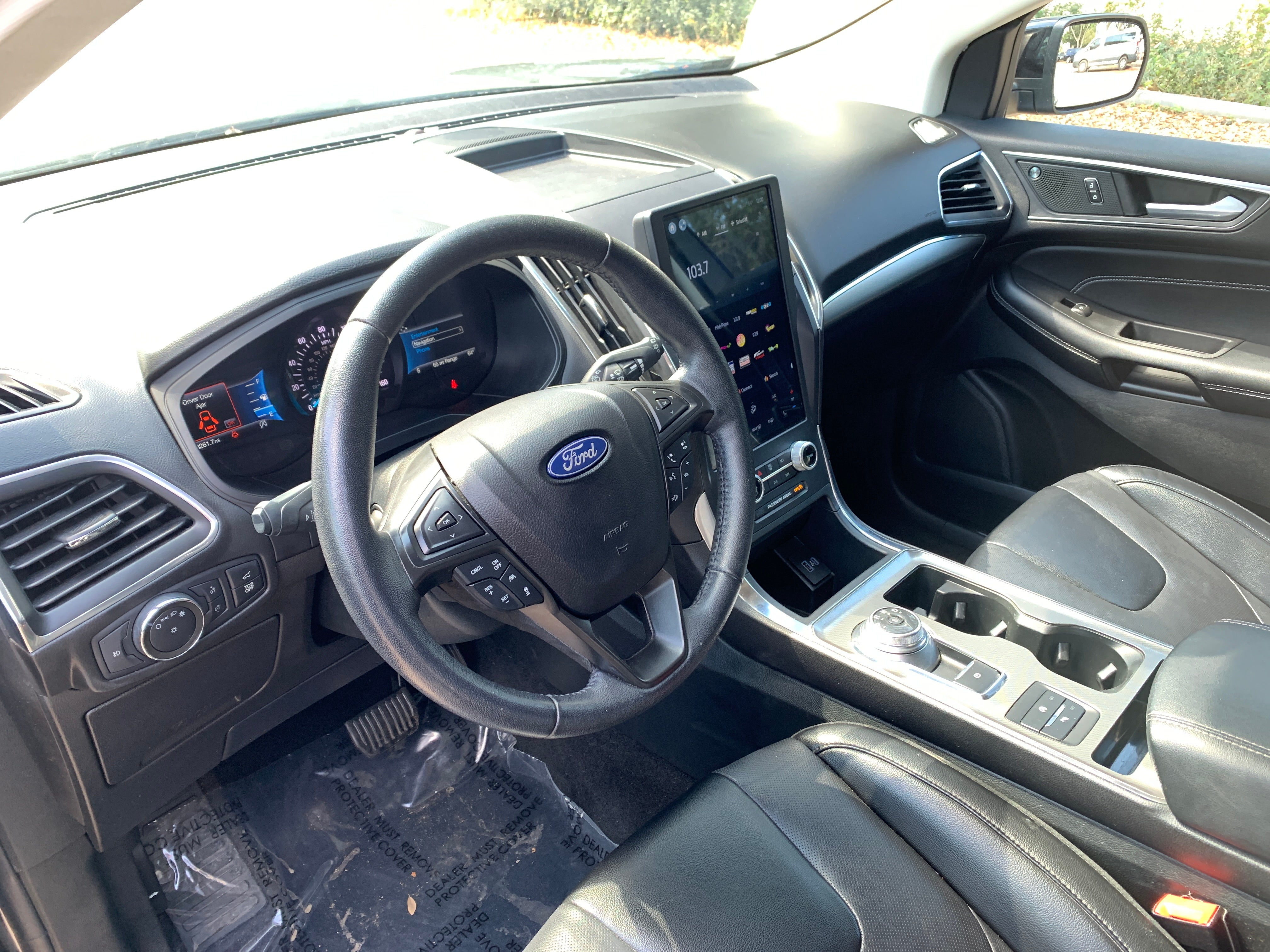 2022 Ford Edge Titanium - Photo 5