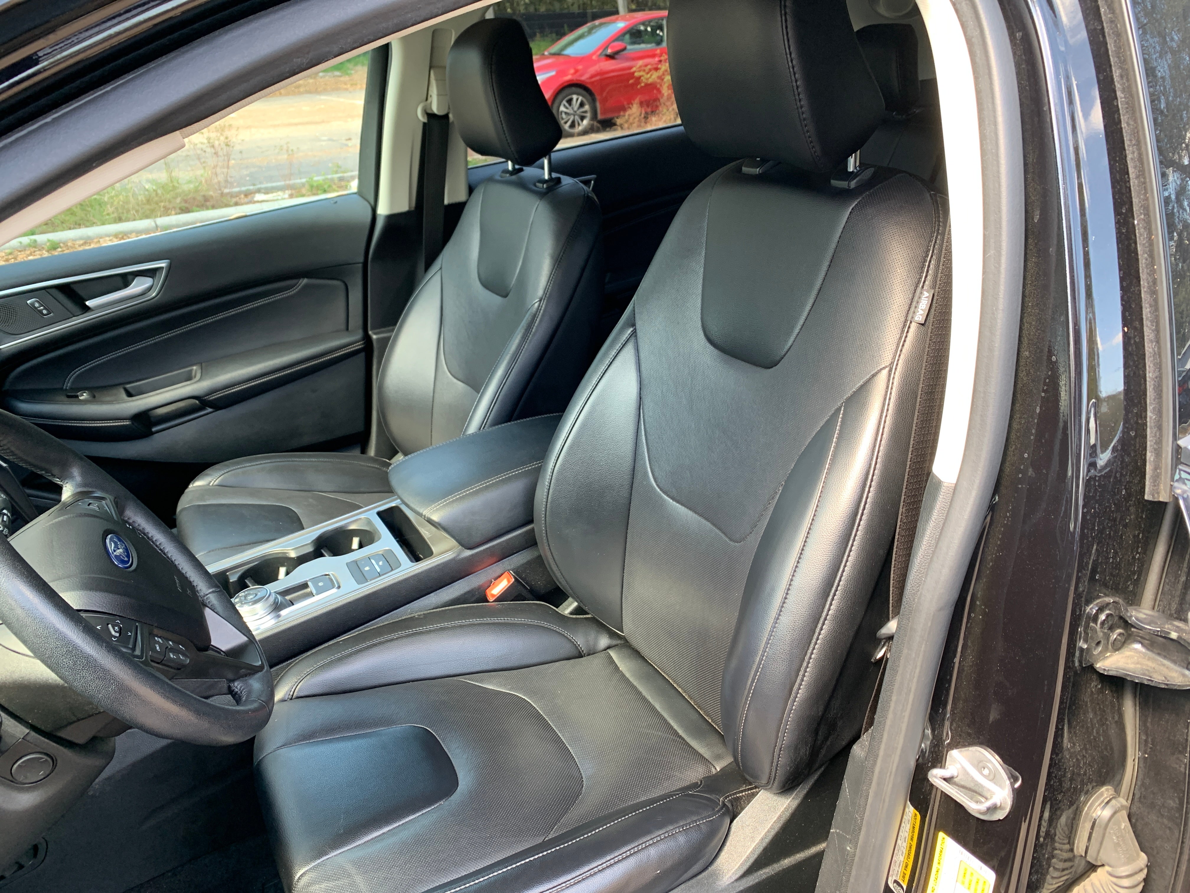 2022 Ford Edge Titanium - Photo 6