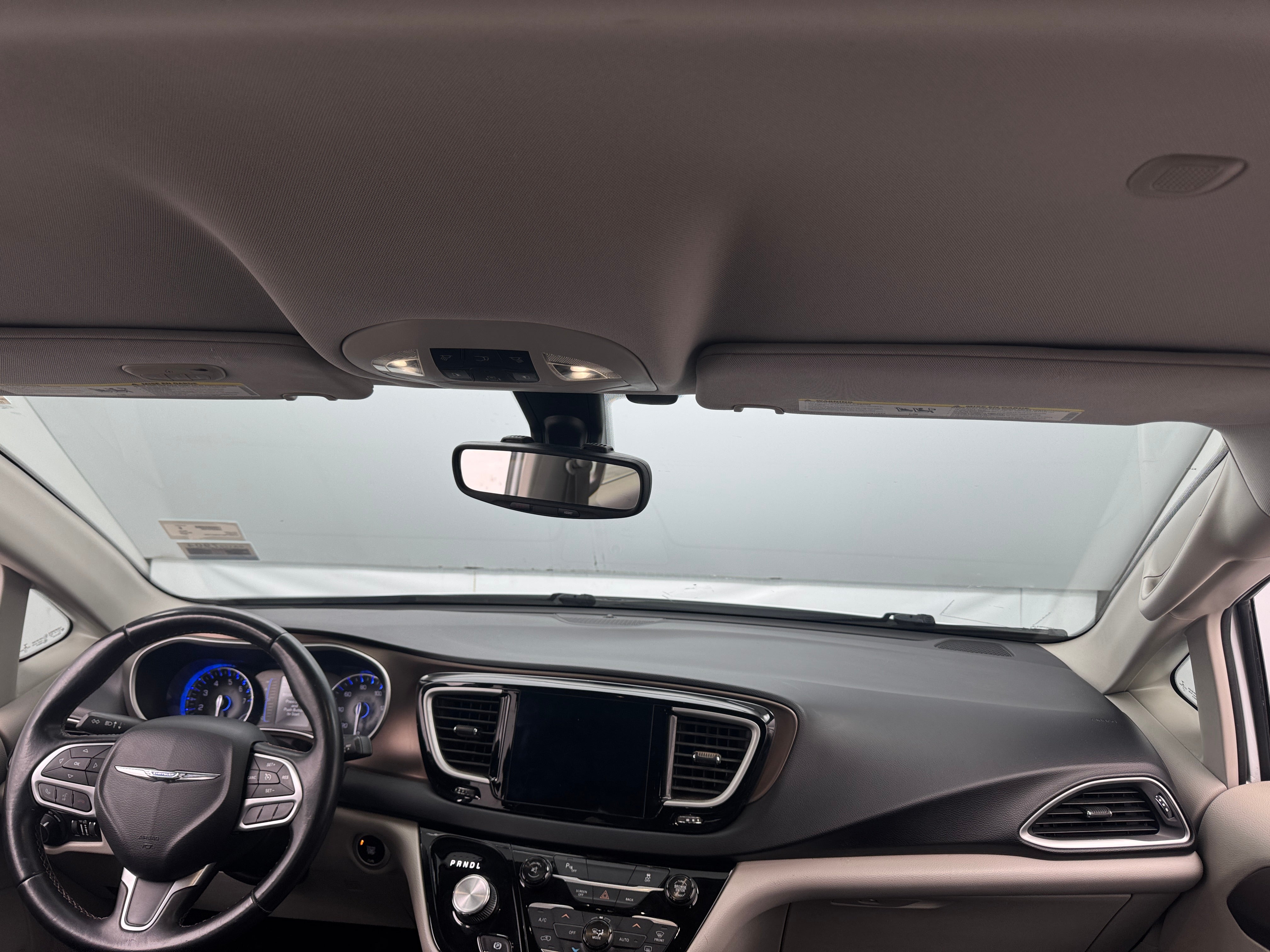 2017 Chrysler Pacifica Touring L 2