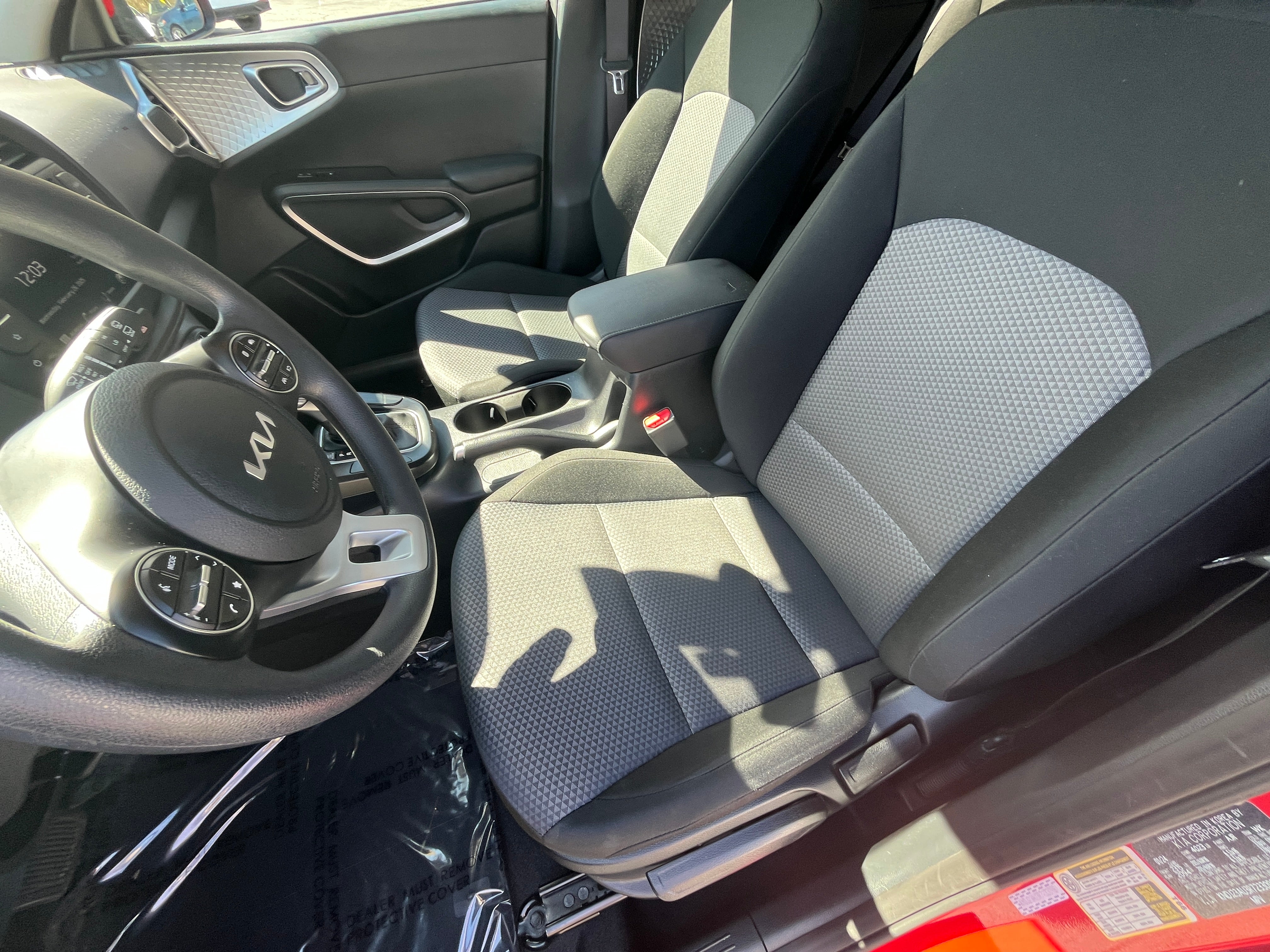 2024 Kia Soul LX 2
