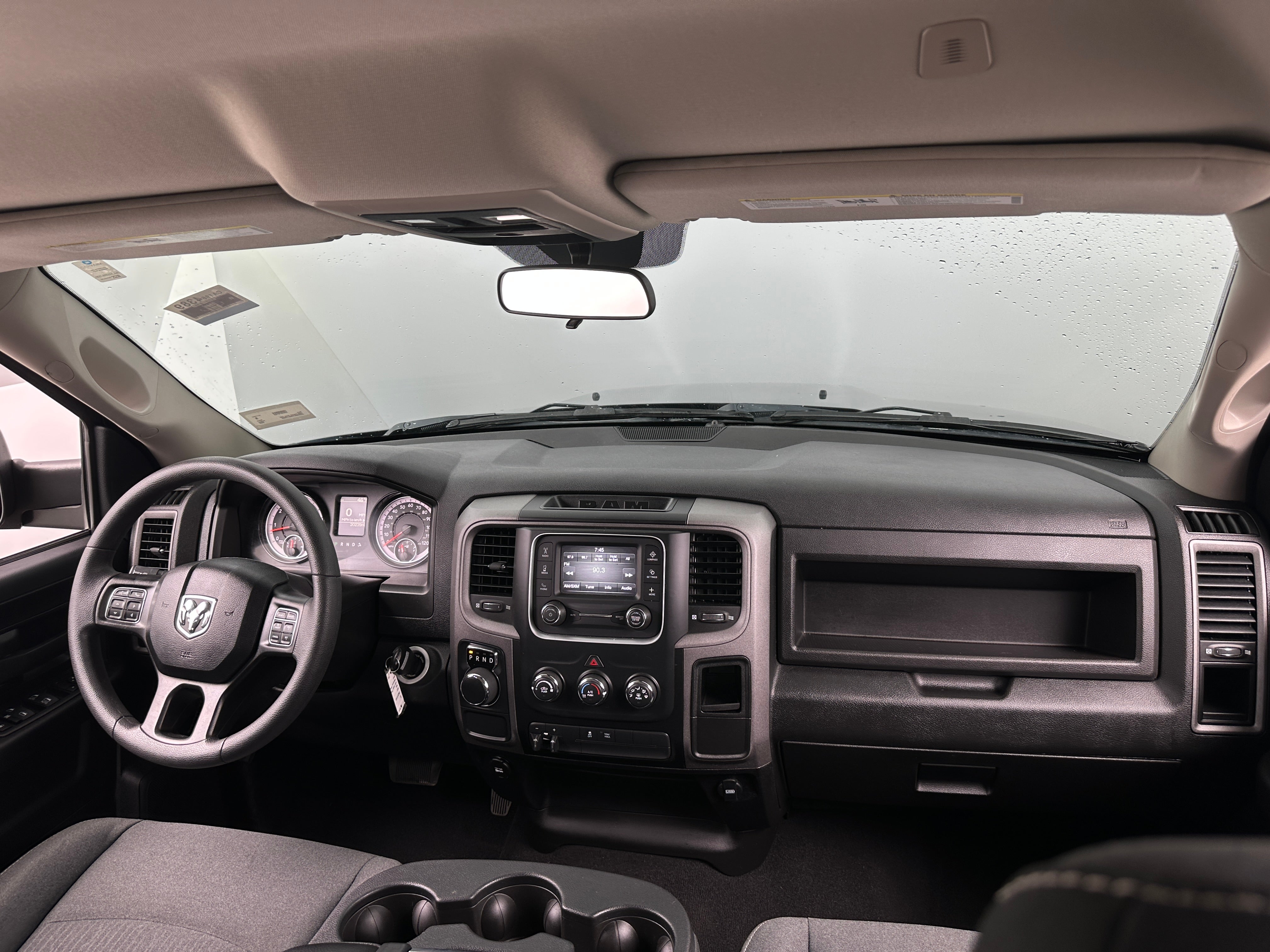 2022 RAM 1500 Classic Tradesman 3