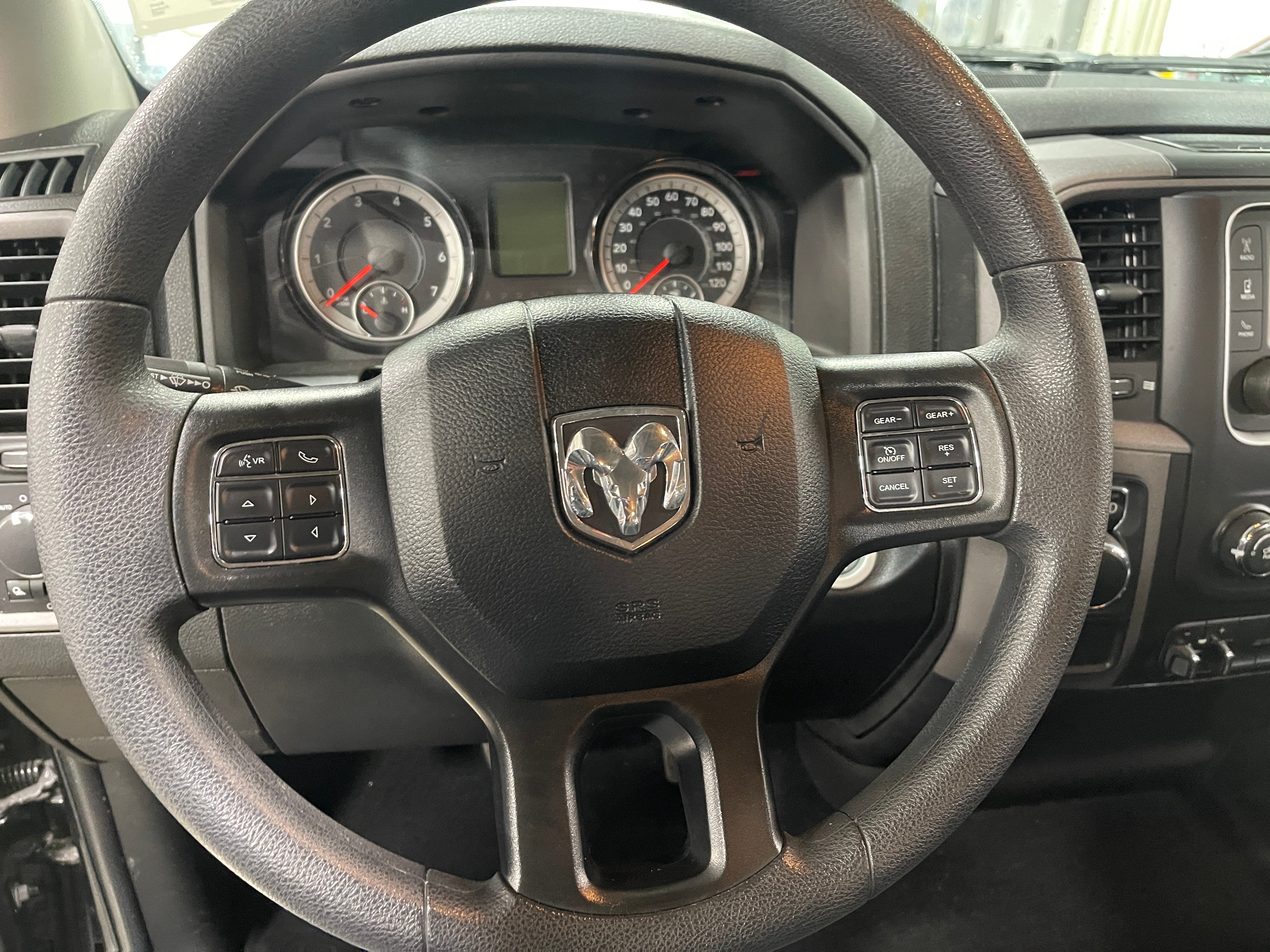 2022 RAM 1500 Classic Tradesman 5