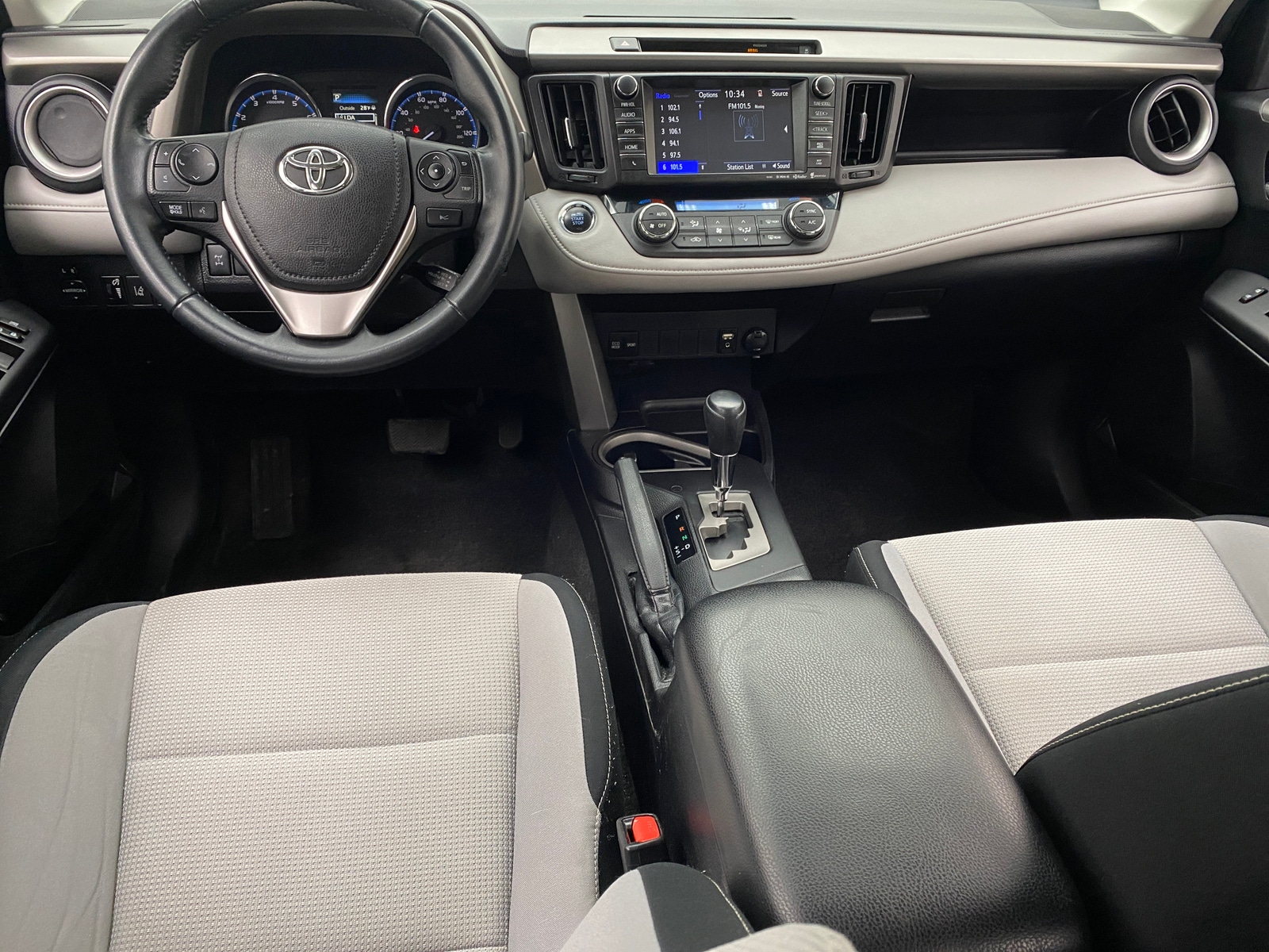 Thumbnail: 2016 Toyota RAV4 - 3