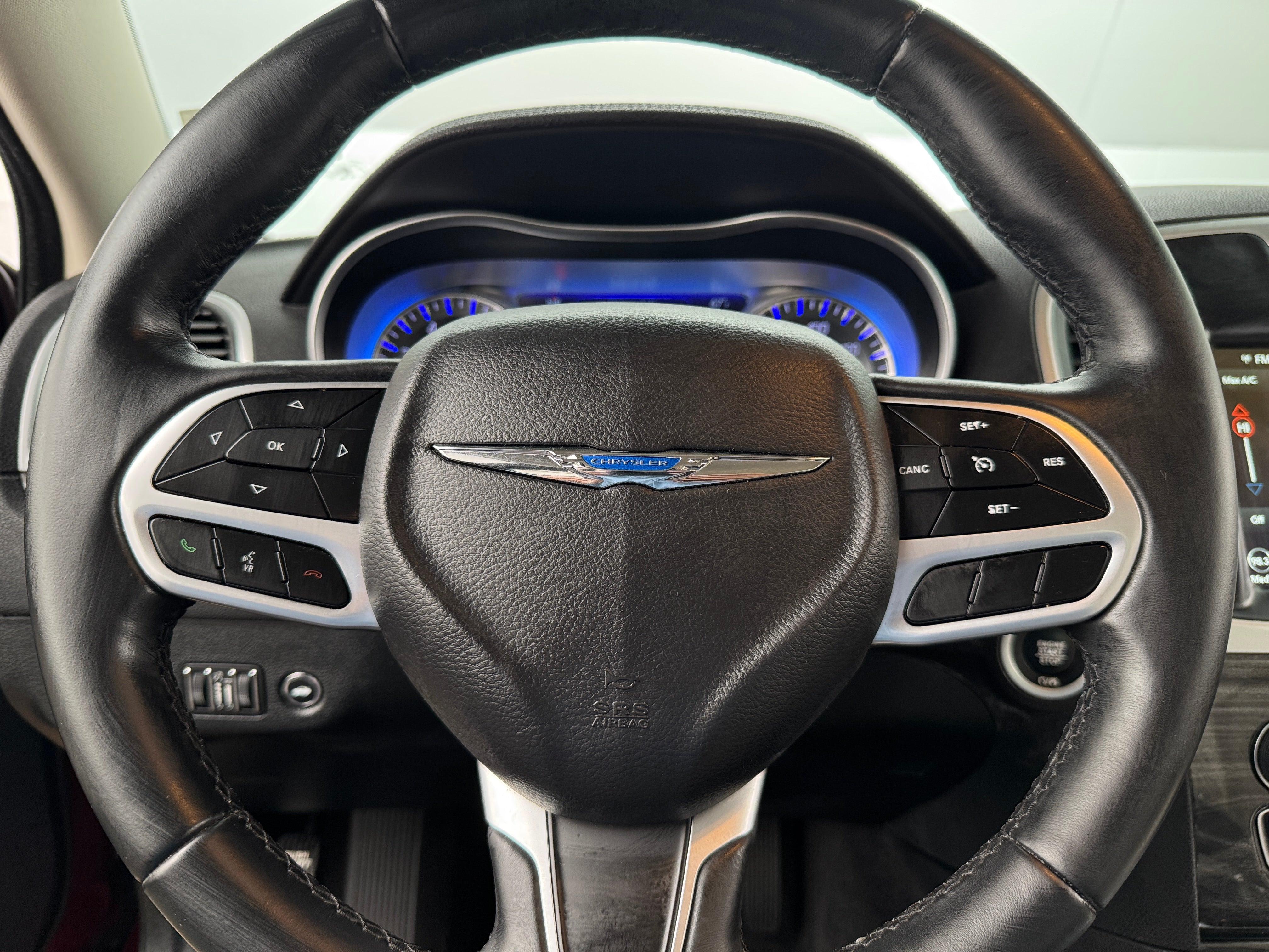 2018 Chrysler 300 Touring 5