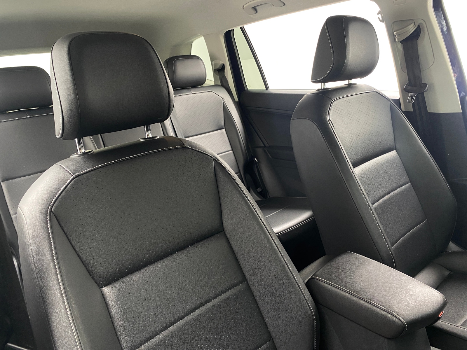 Thumbnail: 2021 Volkswagen Tiguan - 2