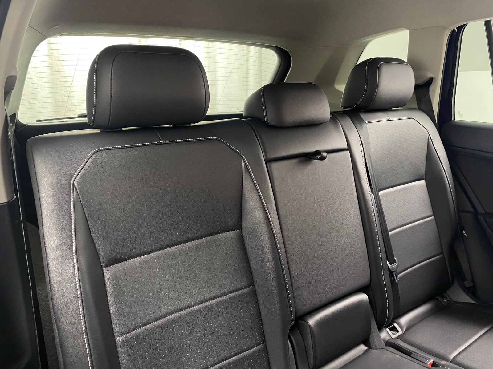 Thumbnail: 2021 Volkswagen Tiguan - 6