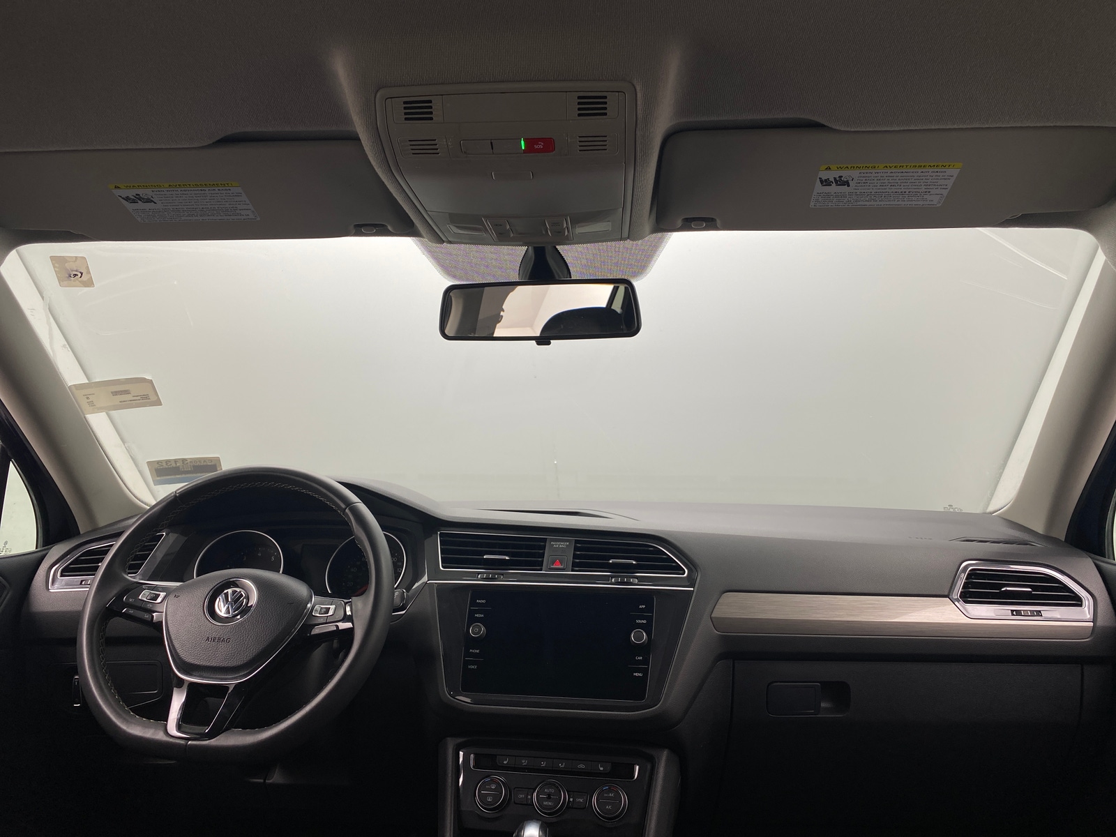 Thumbnail: 2021 Volkswagen Tiguan - 3