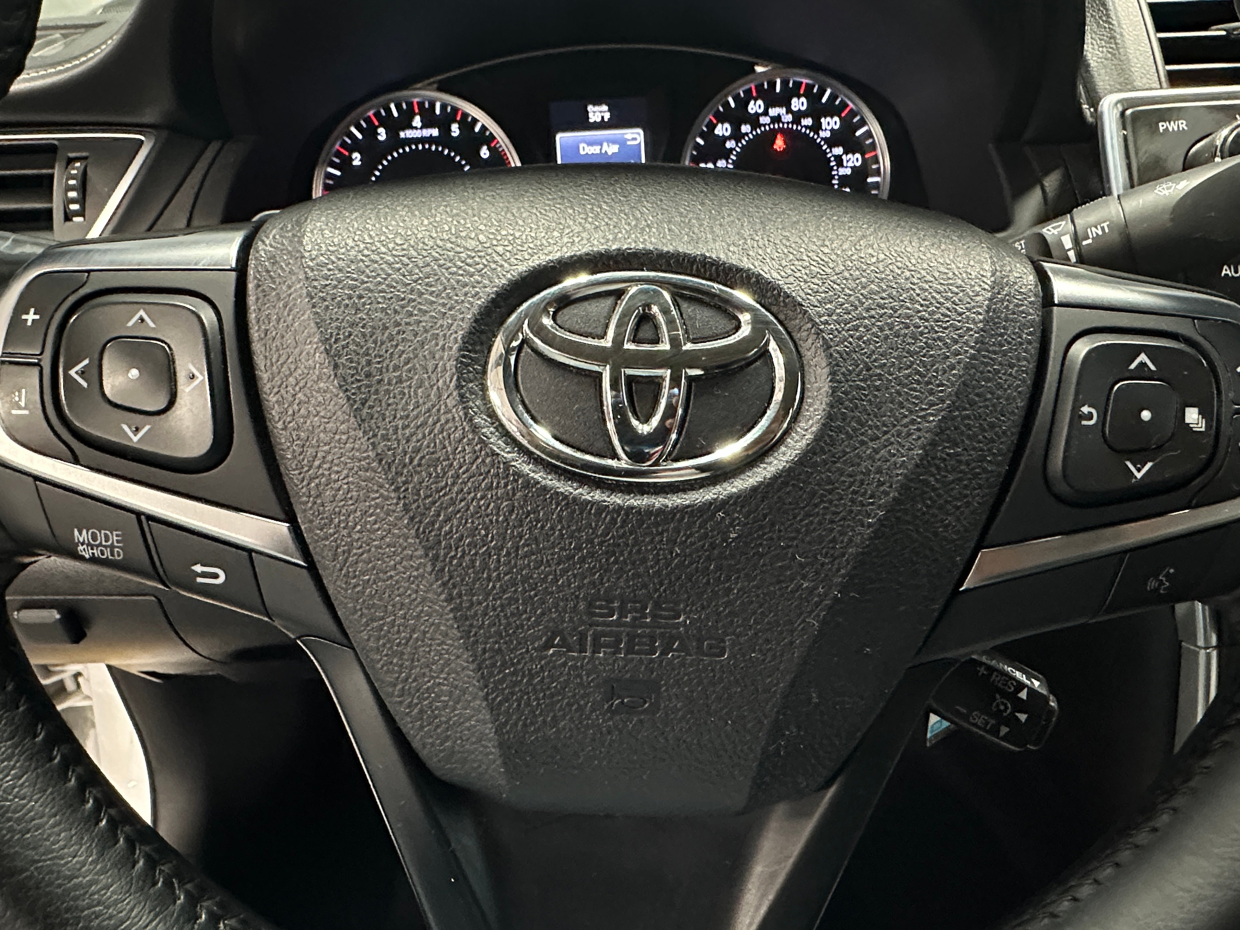 2015 Toyota Camry SE 5