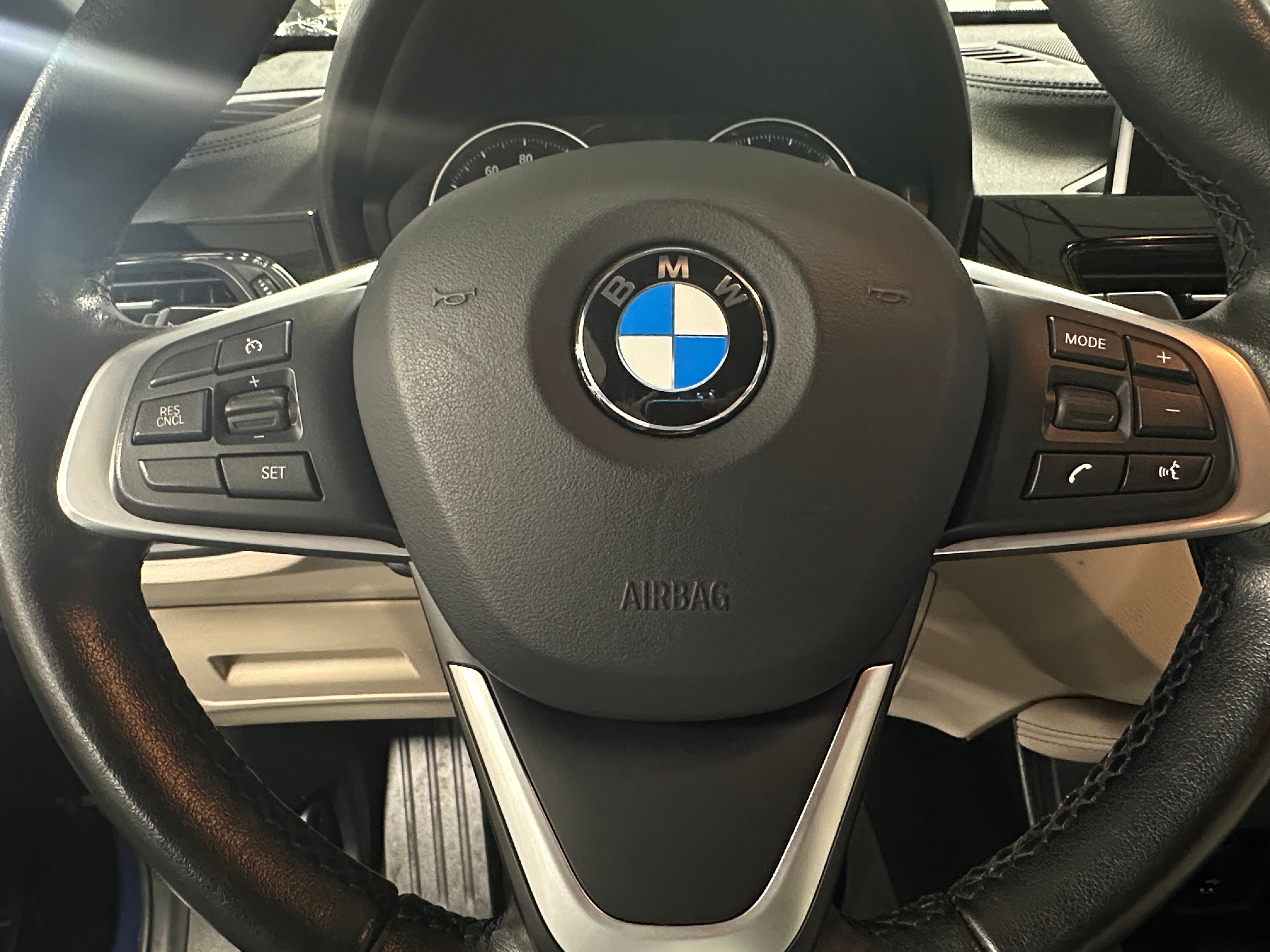 2022 BMW X1 sDrive28i 4