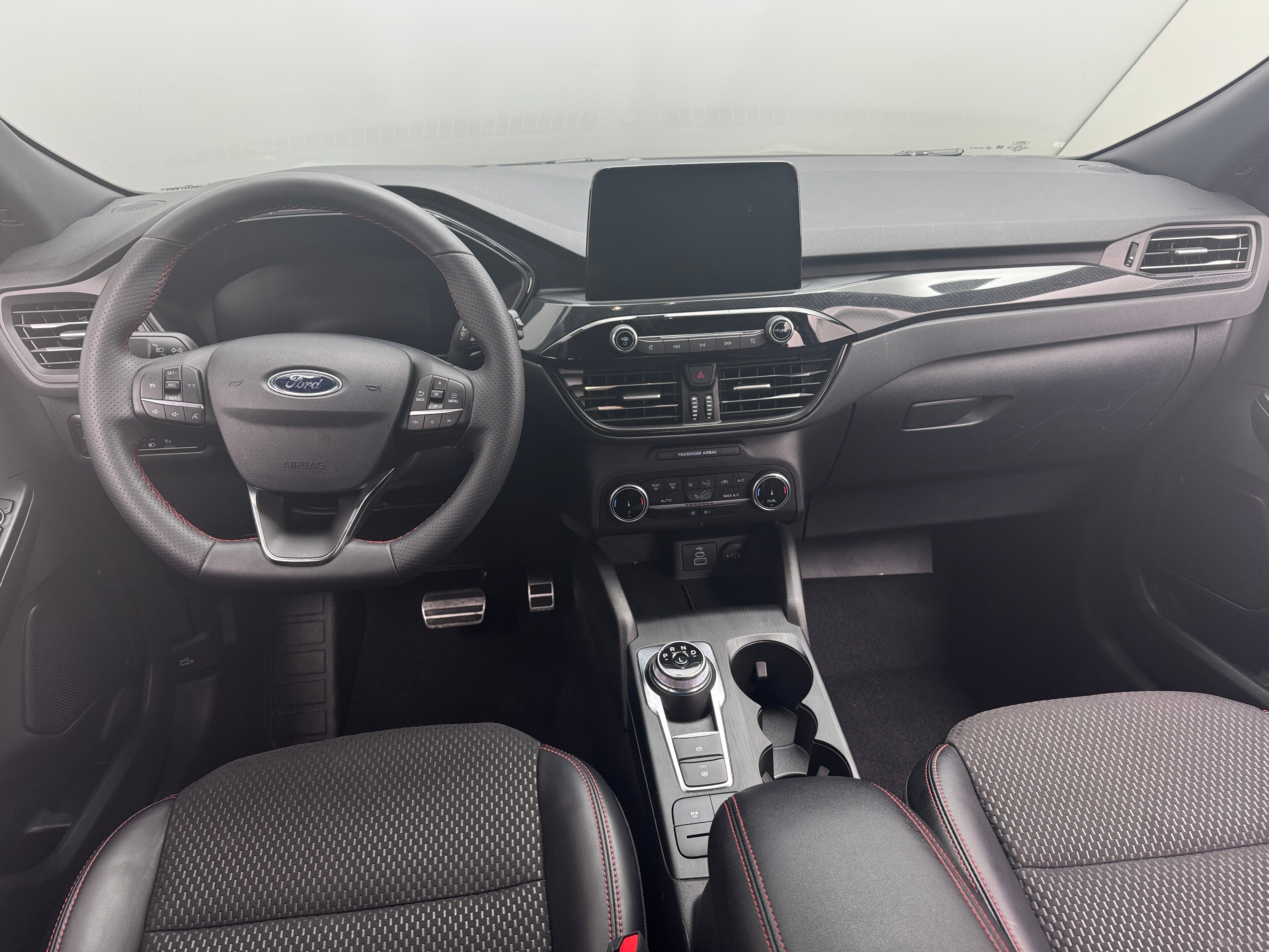 2024 Ford Escape ST-Line 3