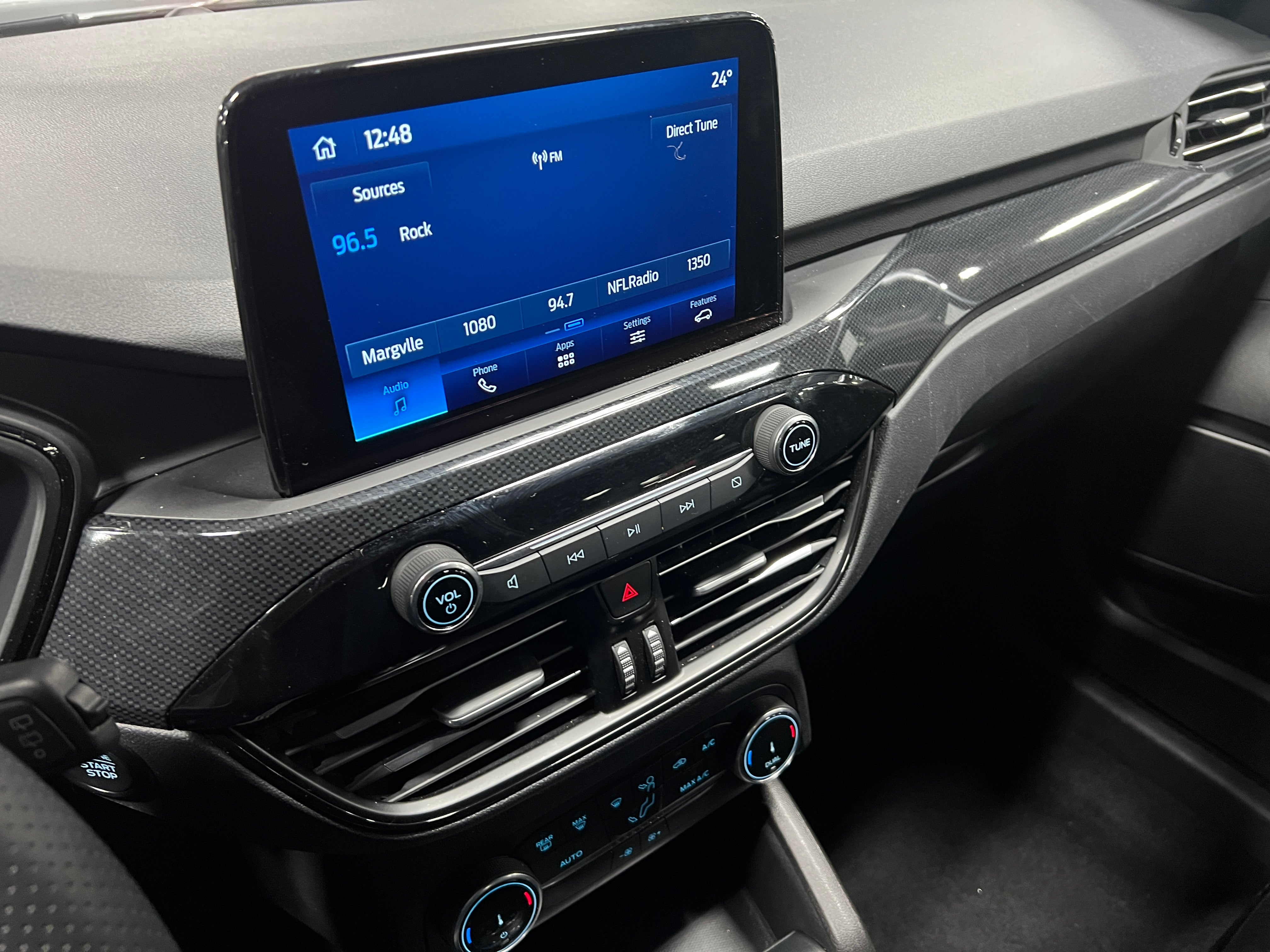 2024 Ford Escape ST-Line 4