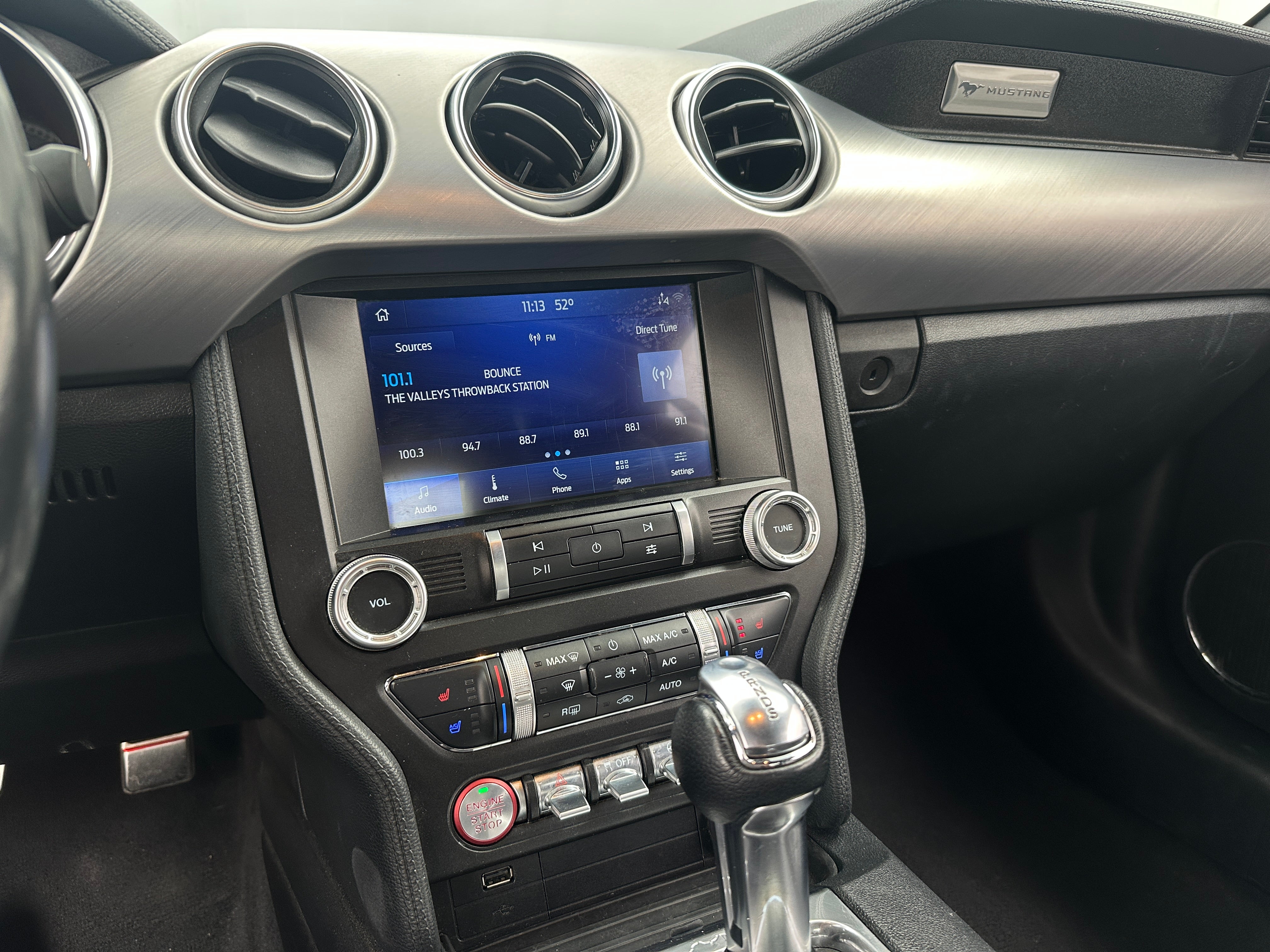 2022 Ford Mustang  4