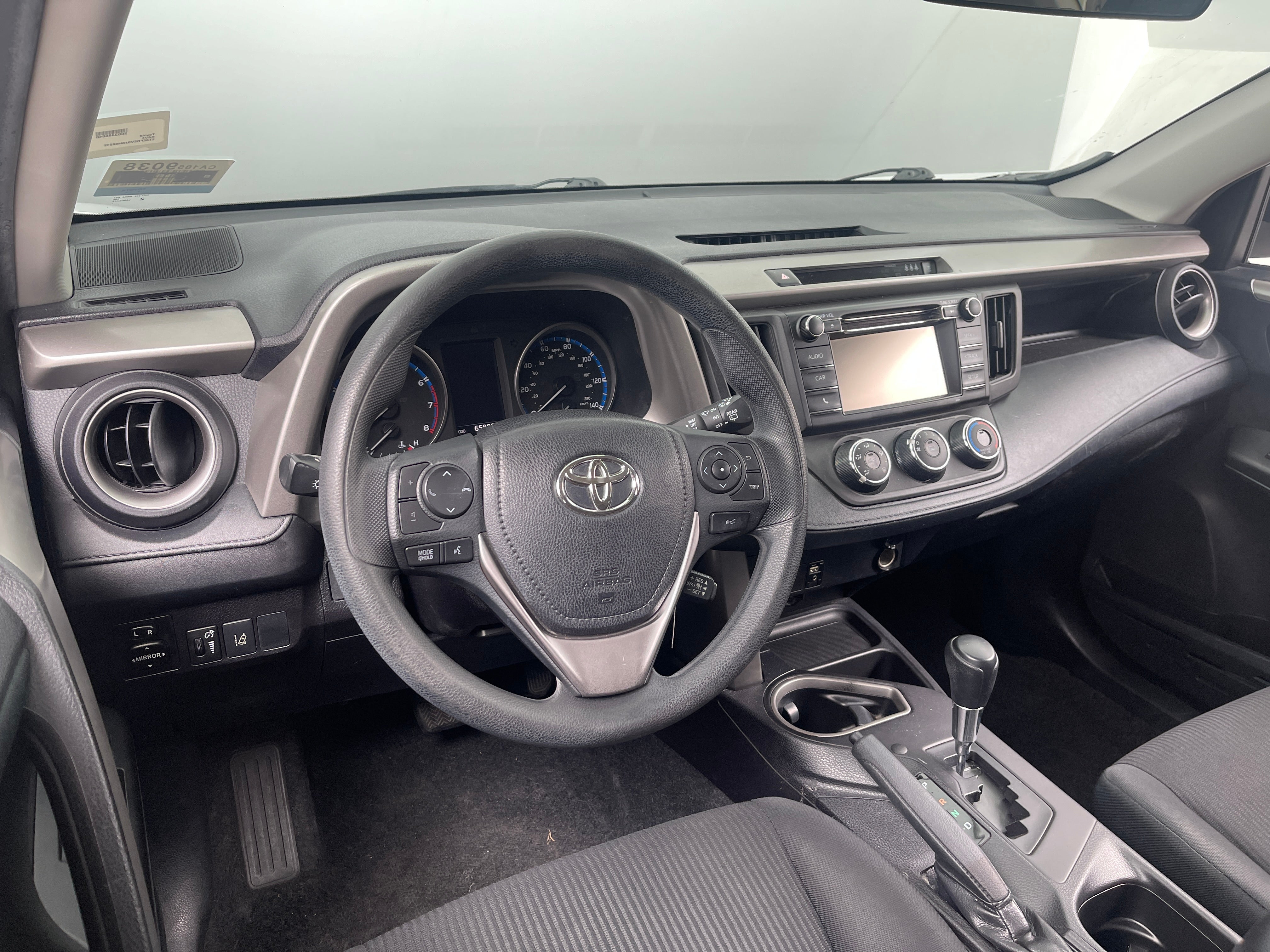 2018 Toyota RAV4 LE 3