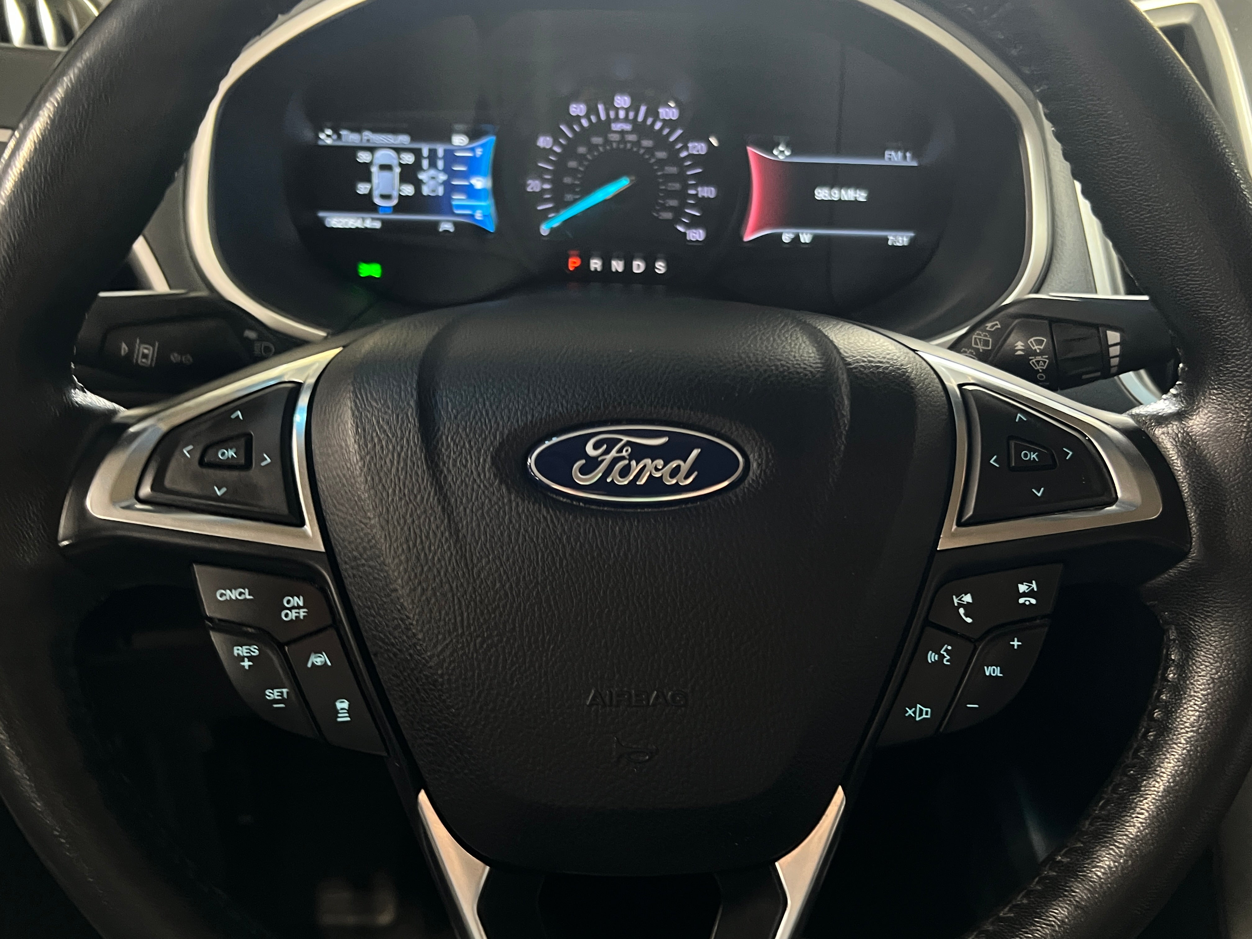 2020 Ford Edge SEL 4