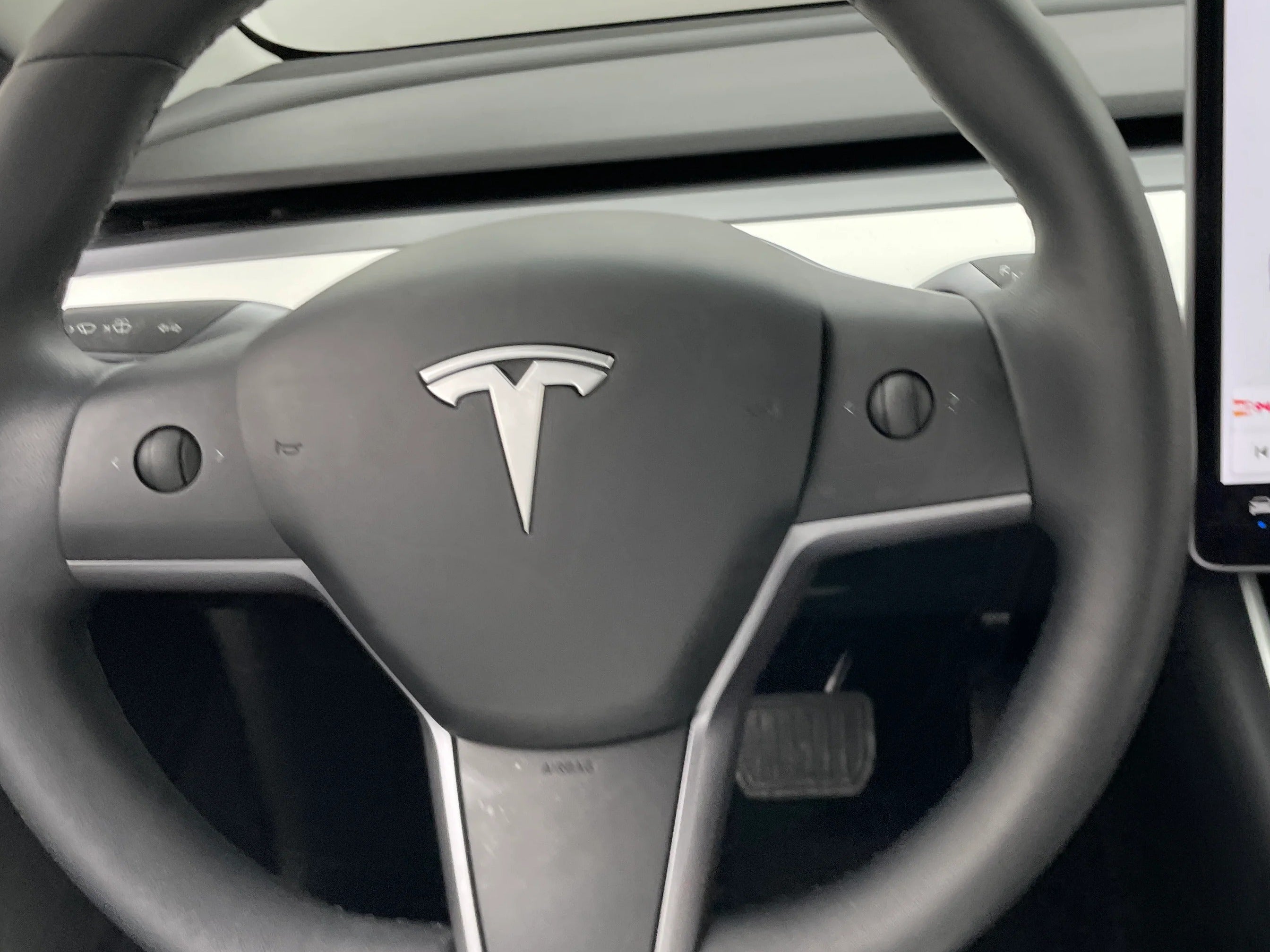 2020 Tesla Model 3 Standard Range 4