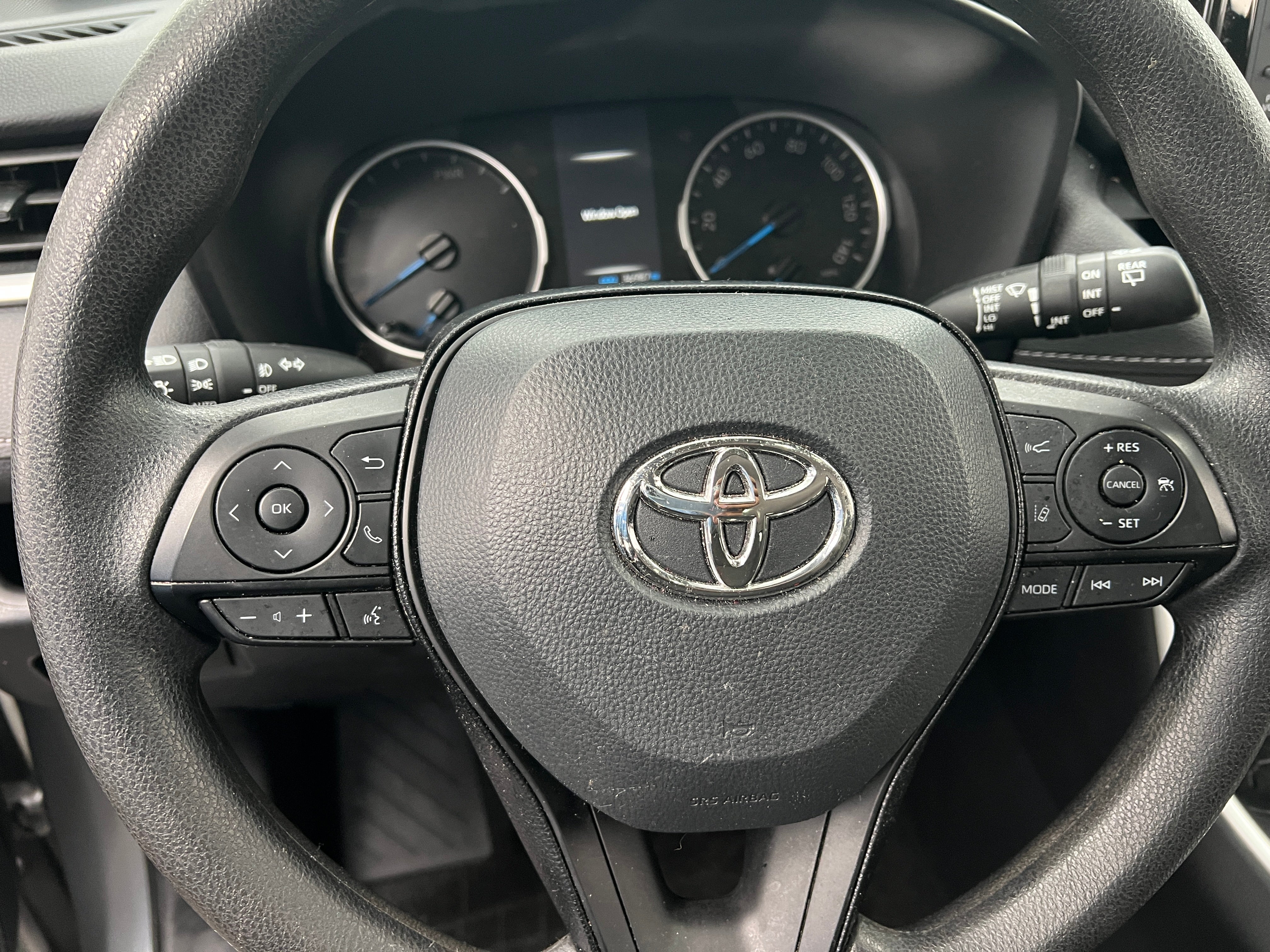 2021 Toyota RAV4 XLE 5