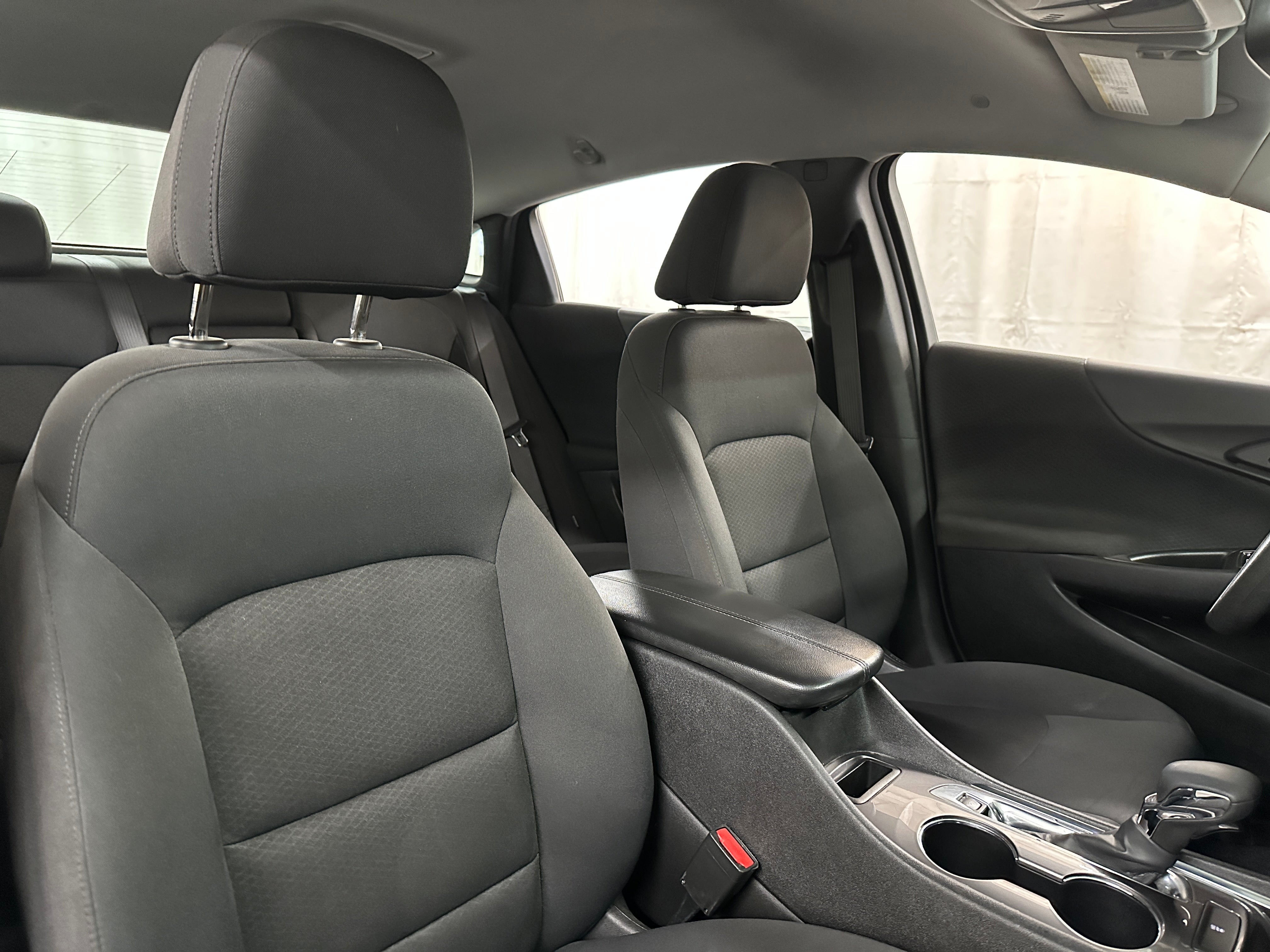 2022 Chevrolet Malibu LT 2