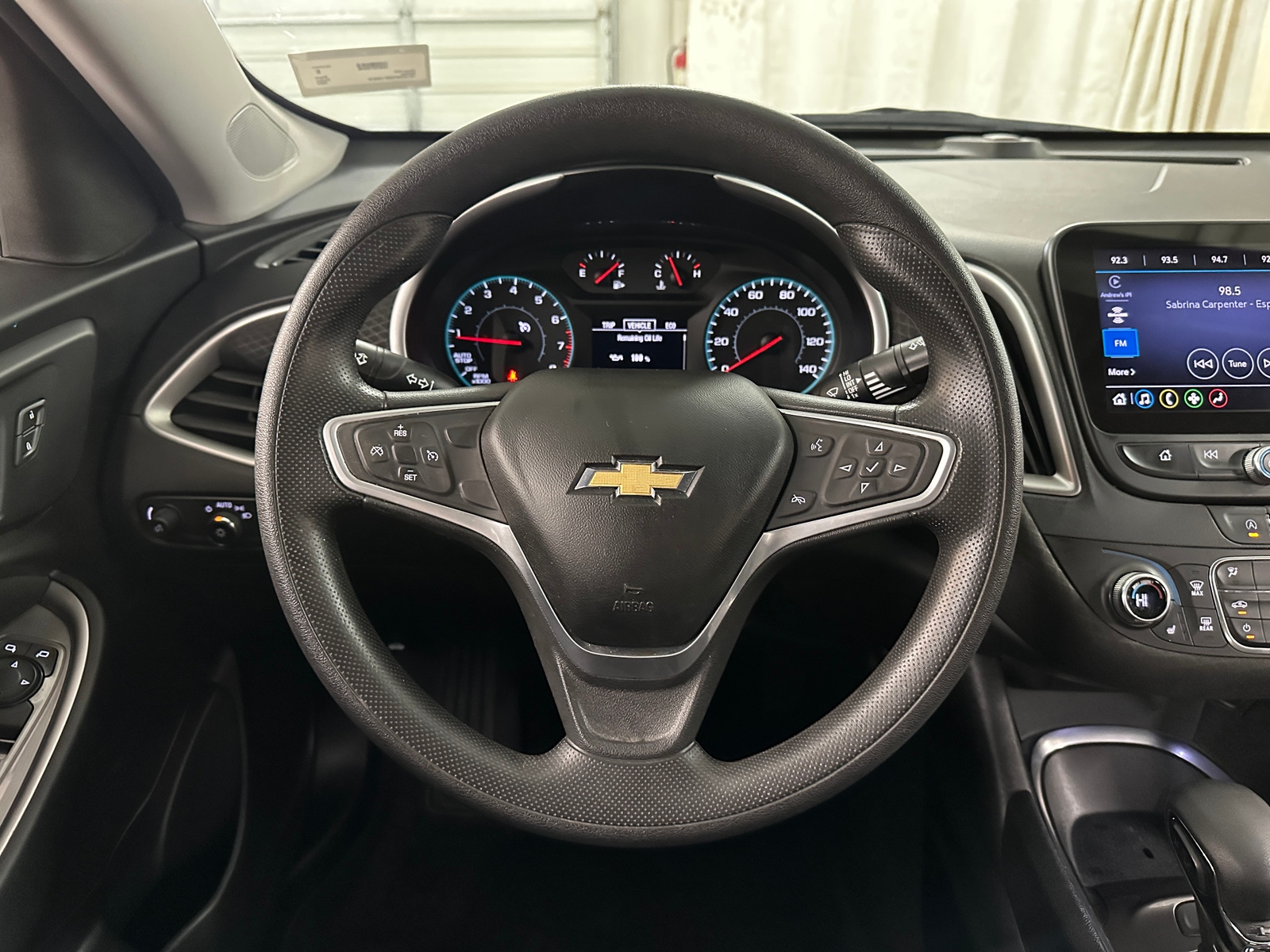 Thumbnail: 2022 Chevrolet Malibu - 5