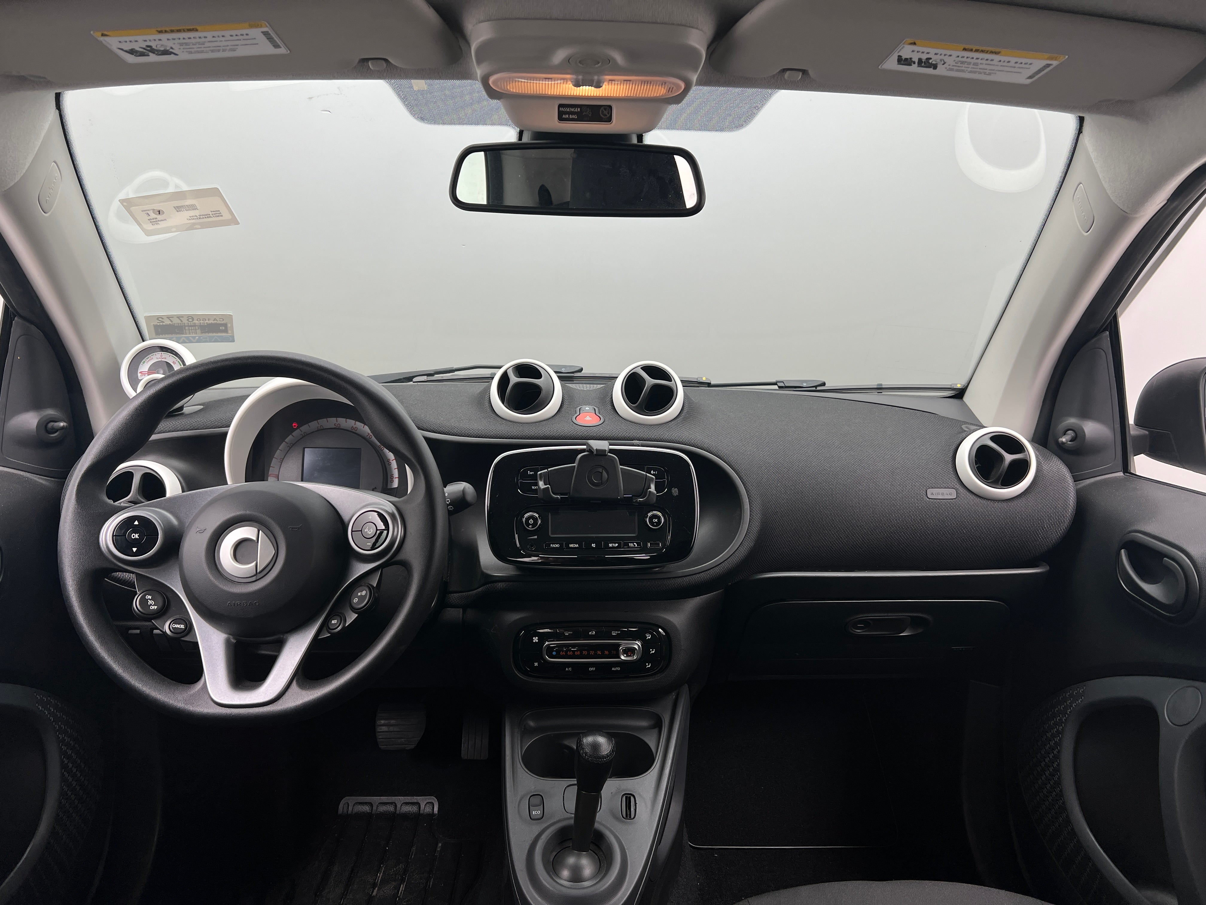 2018 smart fortwo Pure 3