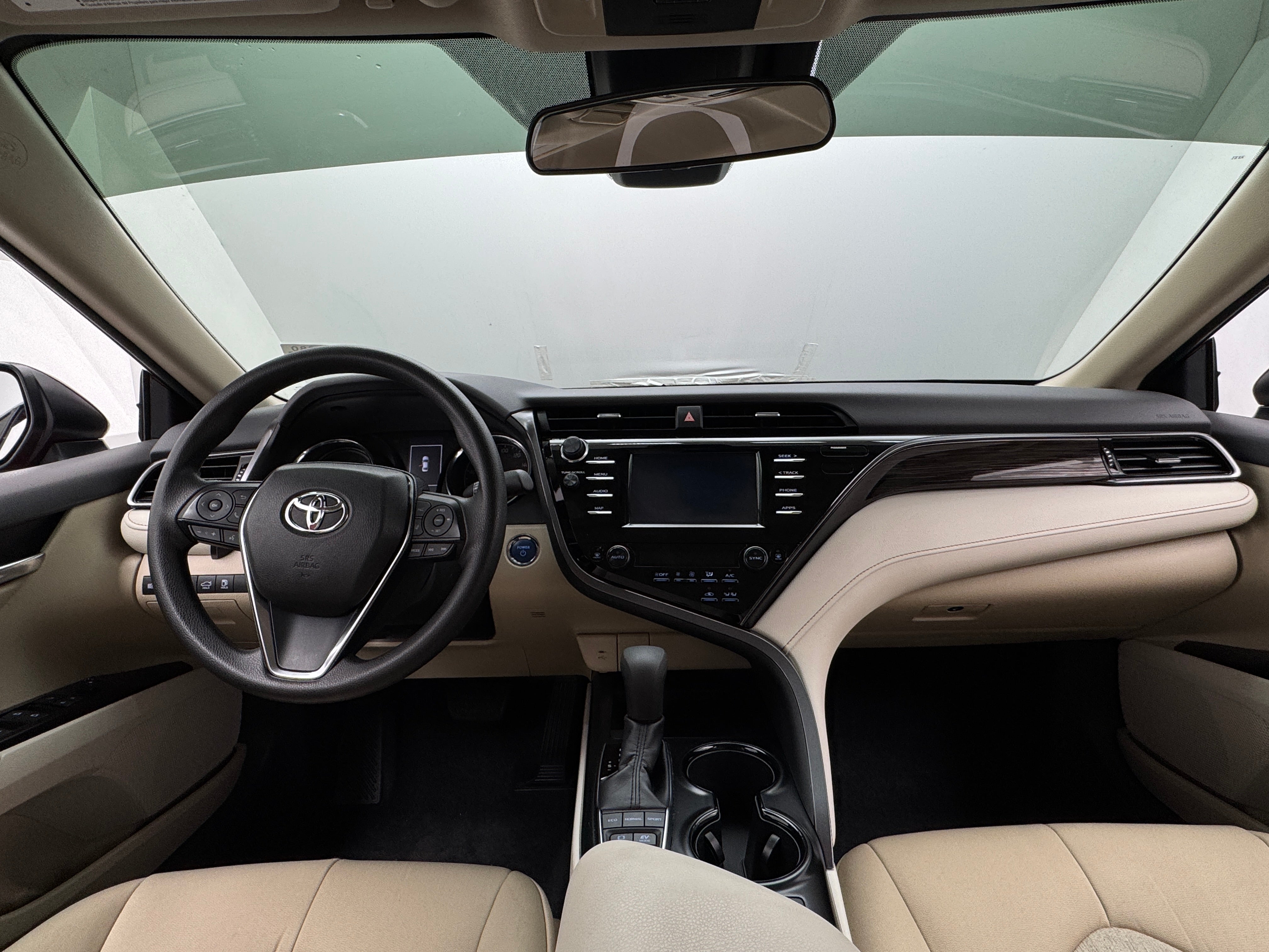 2019 Toyota Camry LE 3