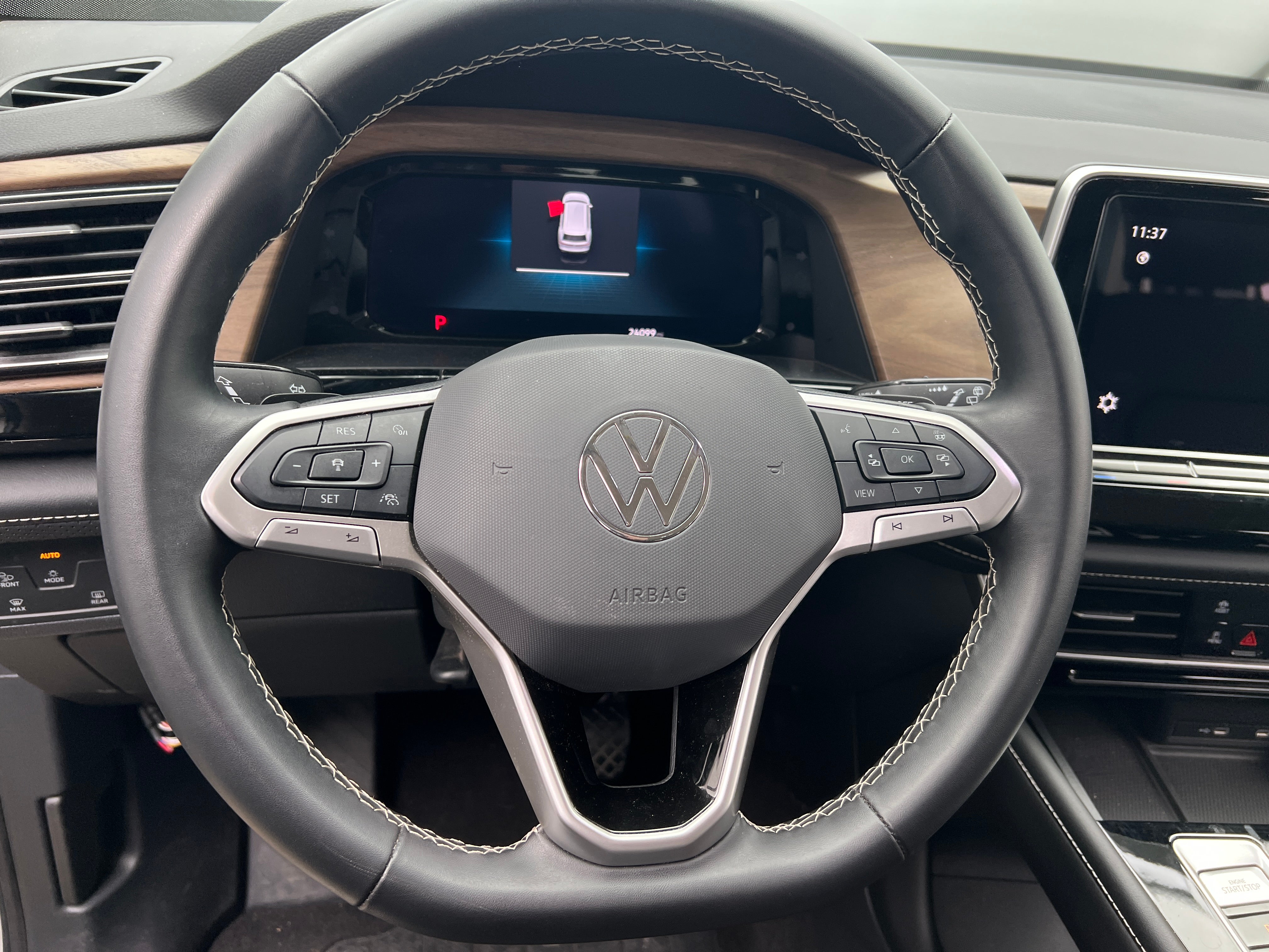2024 Volkswagen Atlas SE 5