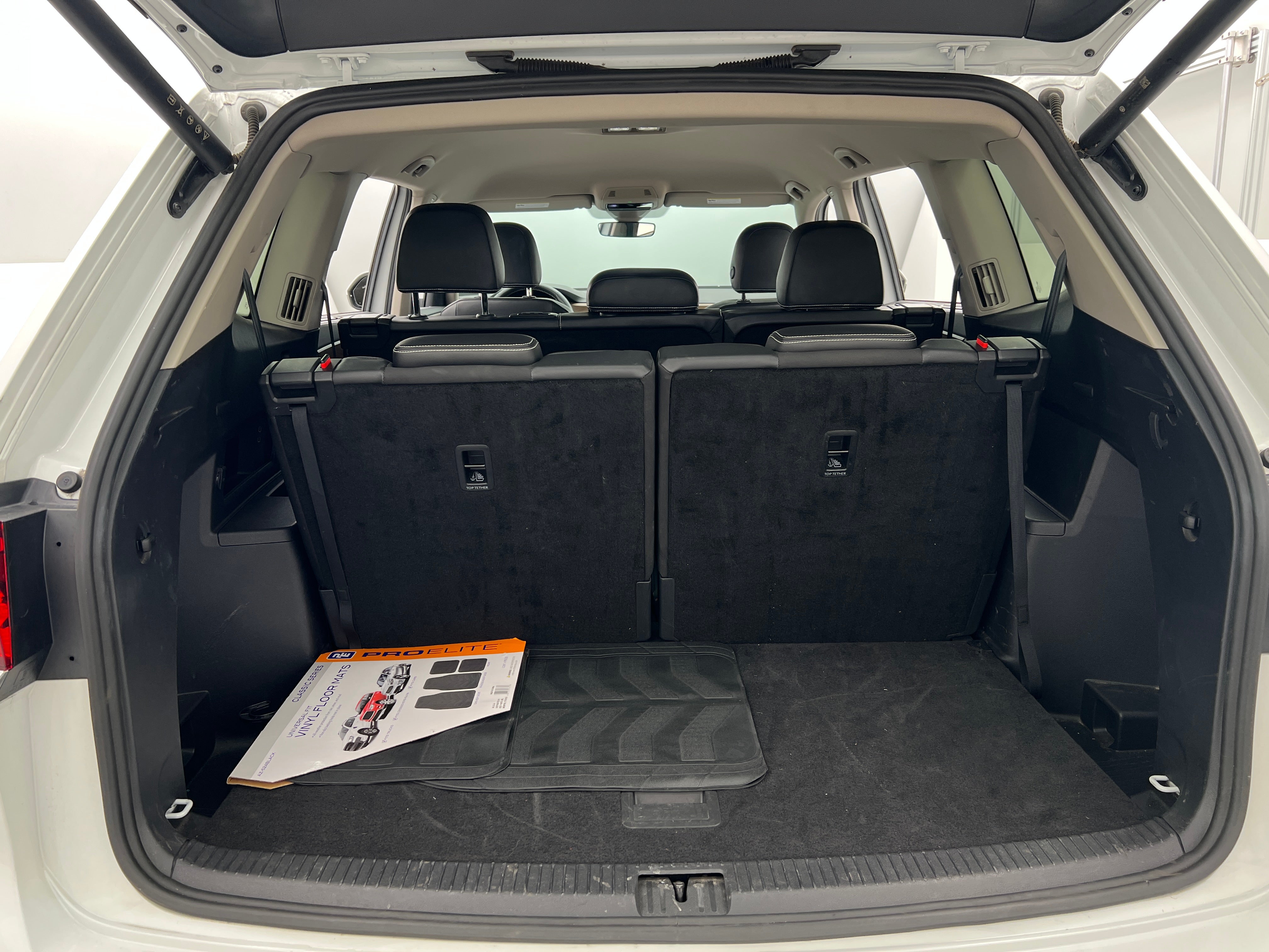 2024 Volkswagen Atlas SE 7
