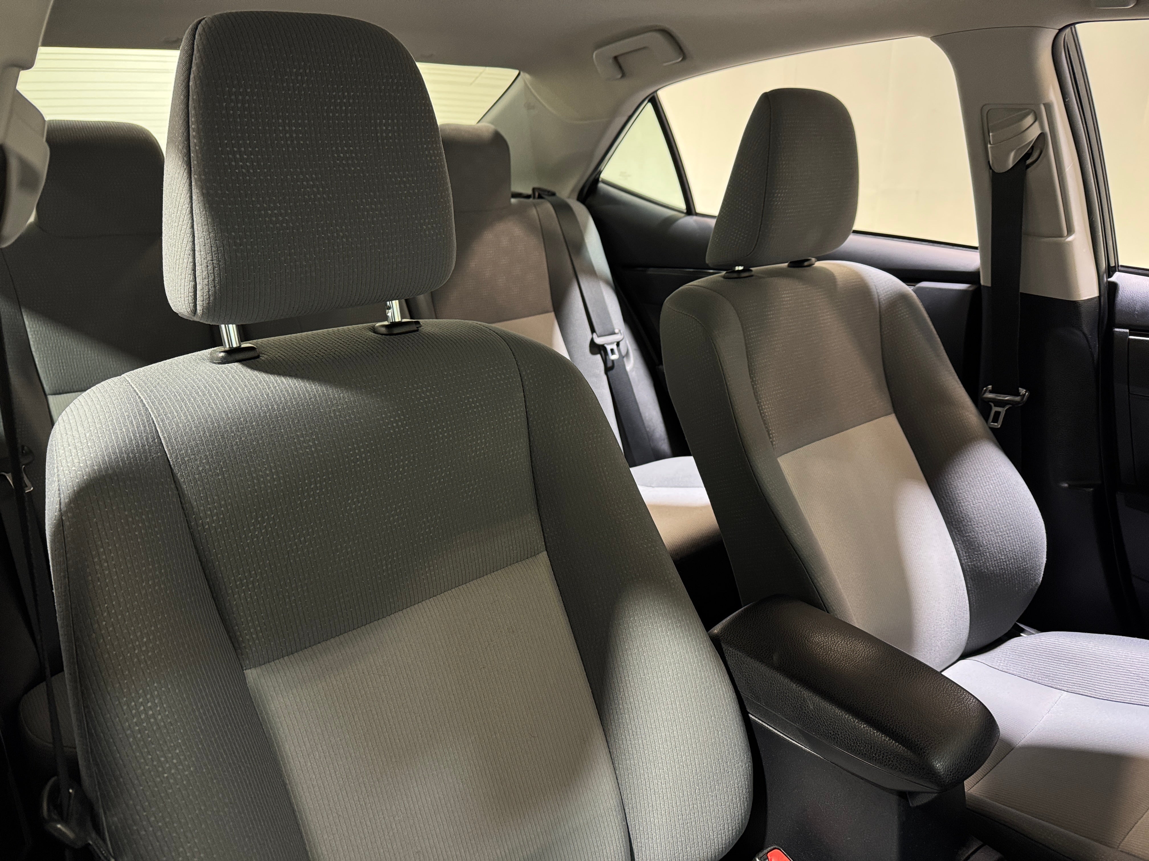 2018 Toyota Corolla L 2