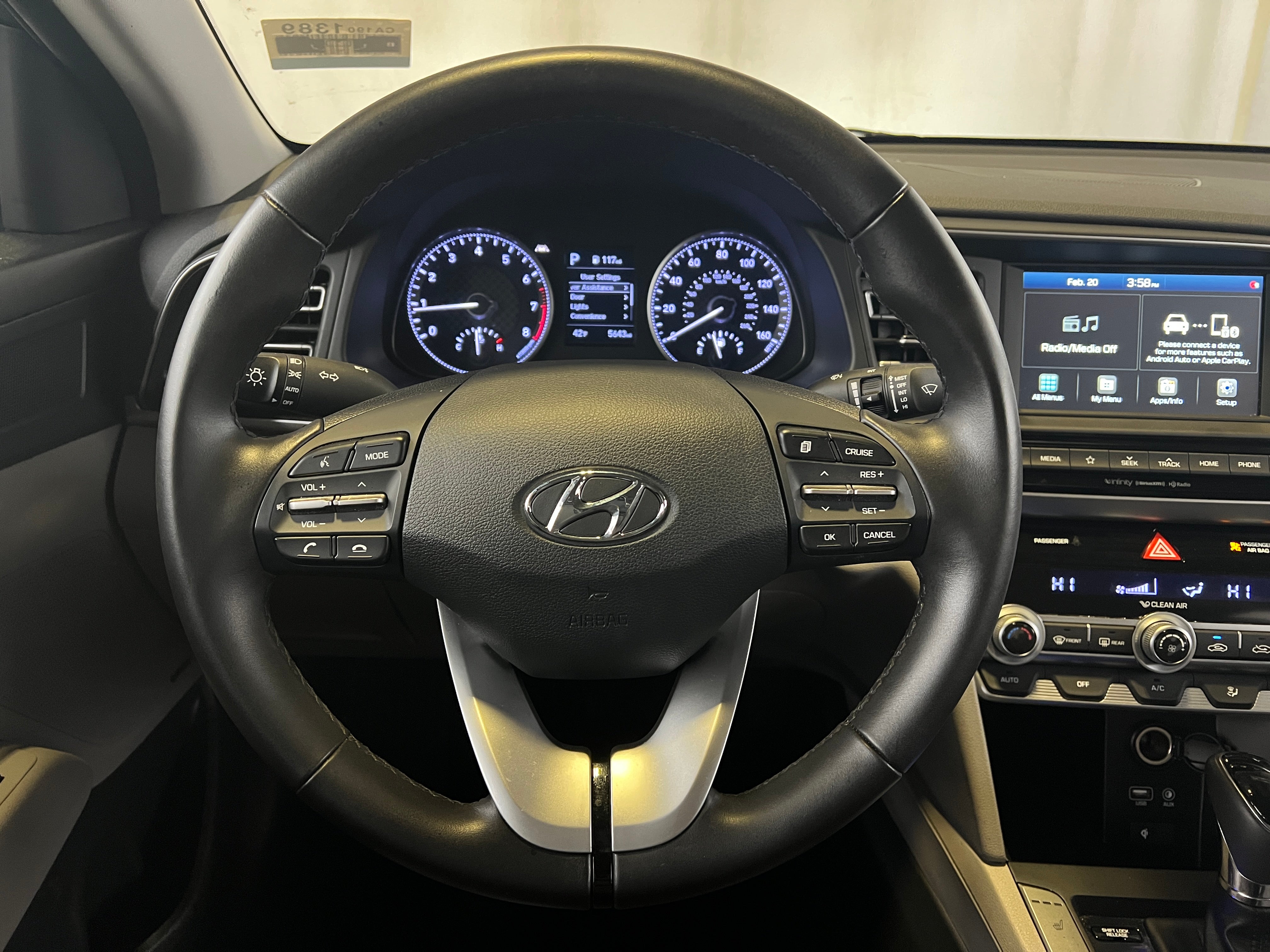 2020 Hyundai Elantra Limited Edition 4