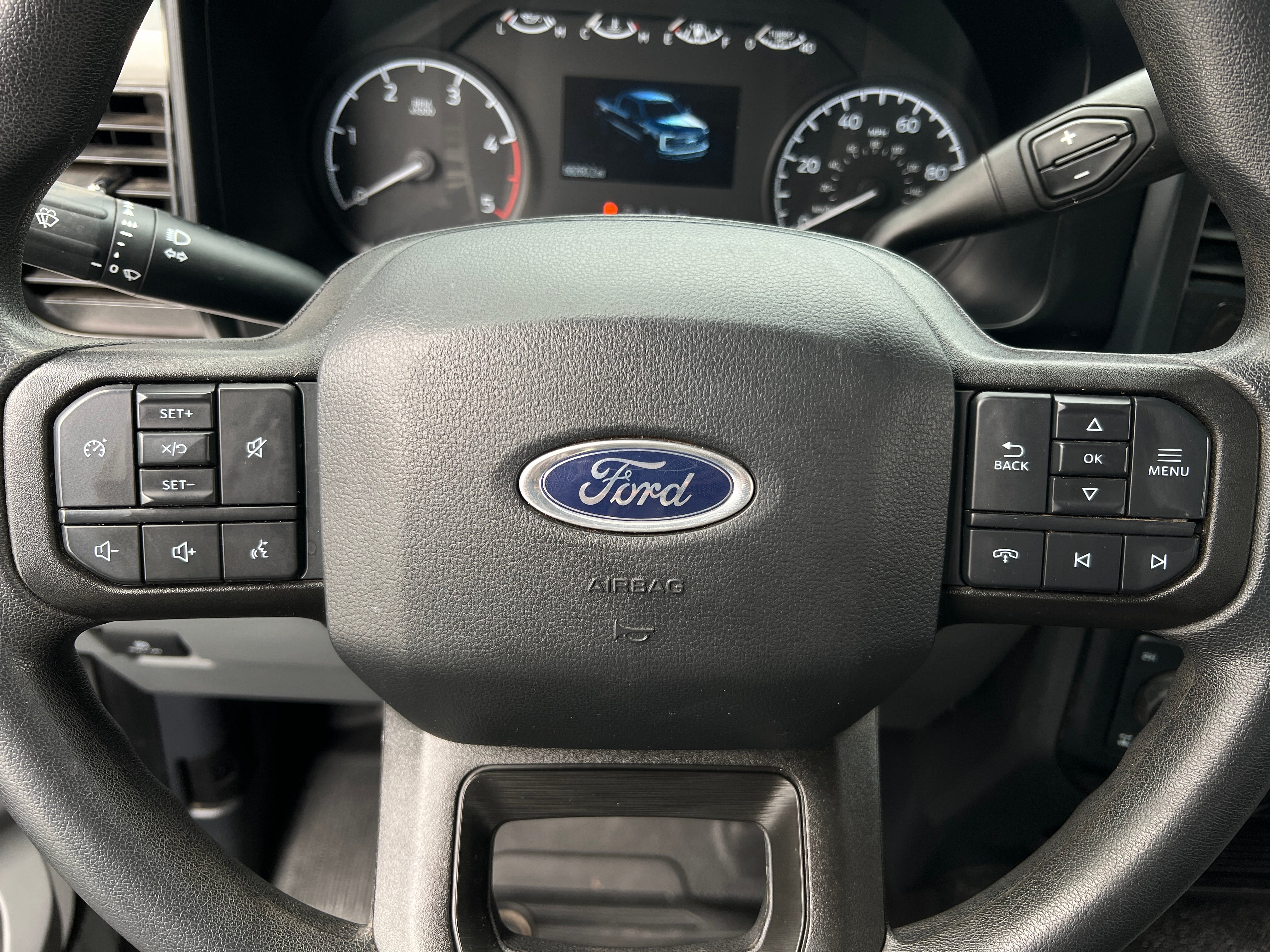 2023 Ford Econoline E-250 5