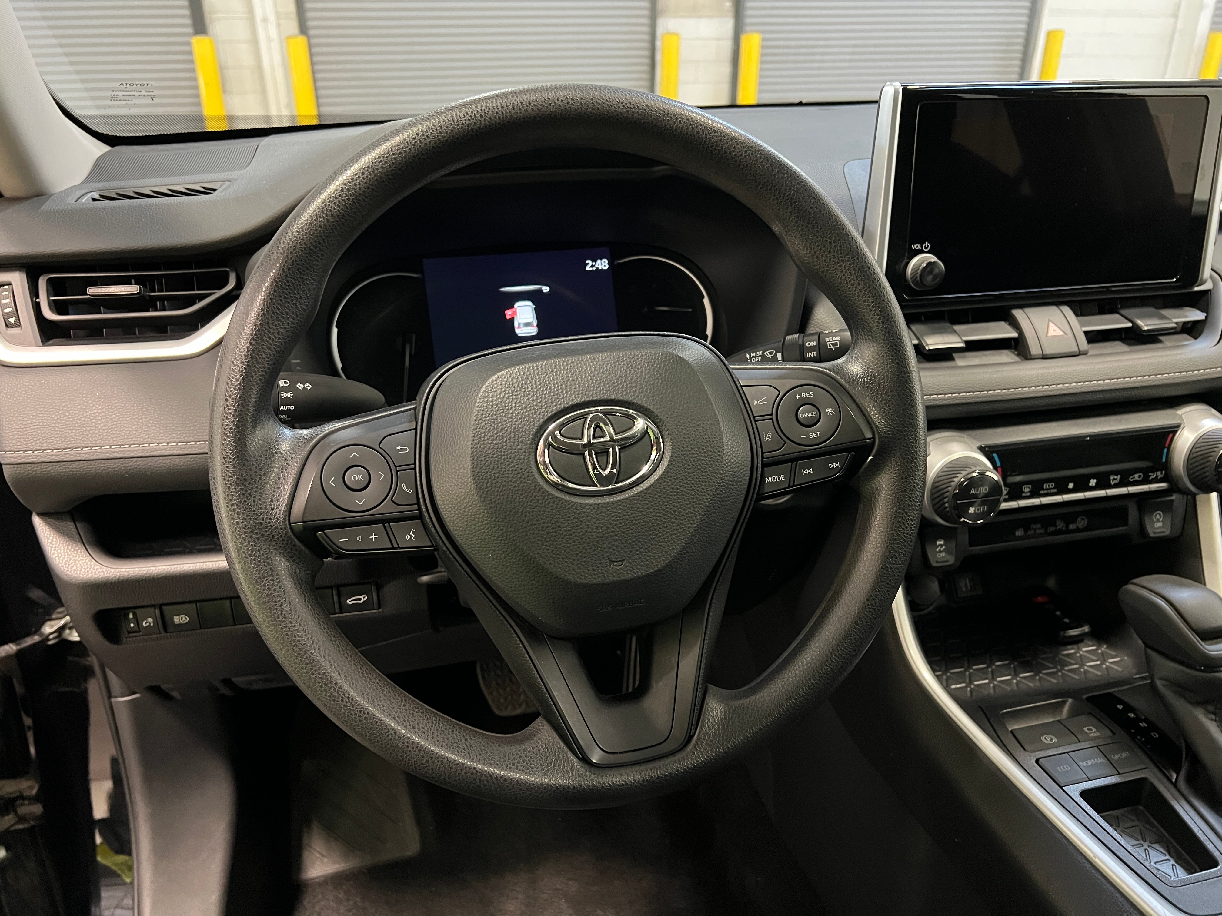 2024 Toyota RAV4 XLE 5