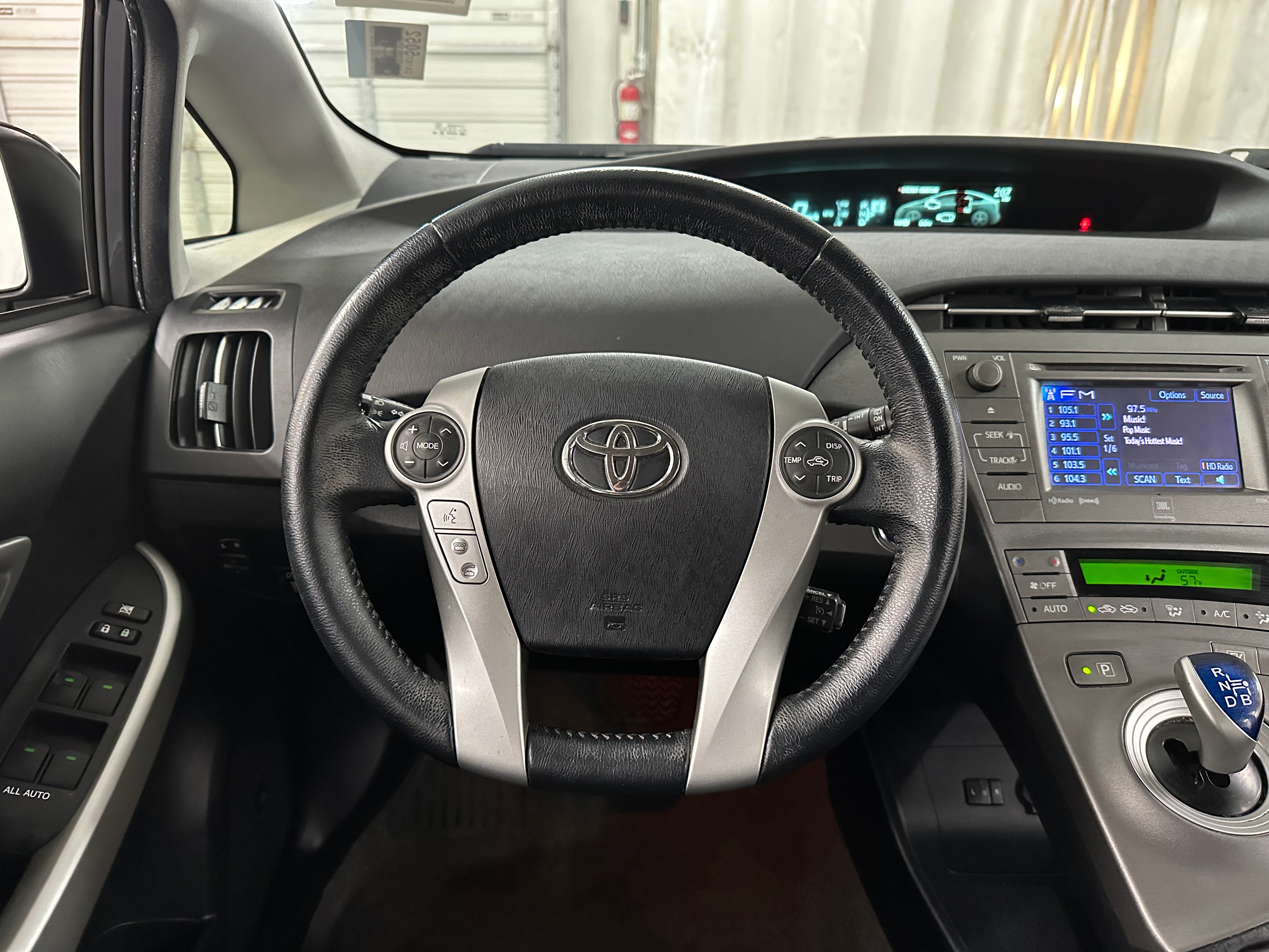 2014 Toyota Prius Four 4