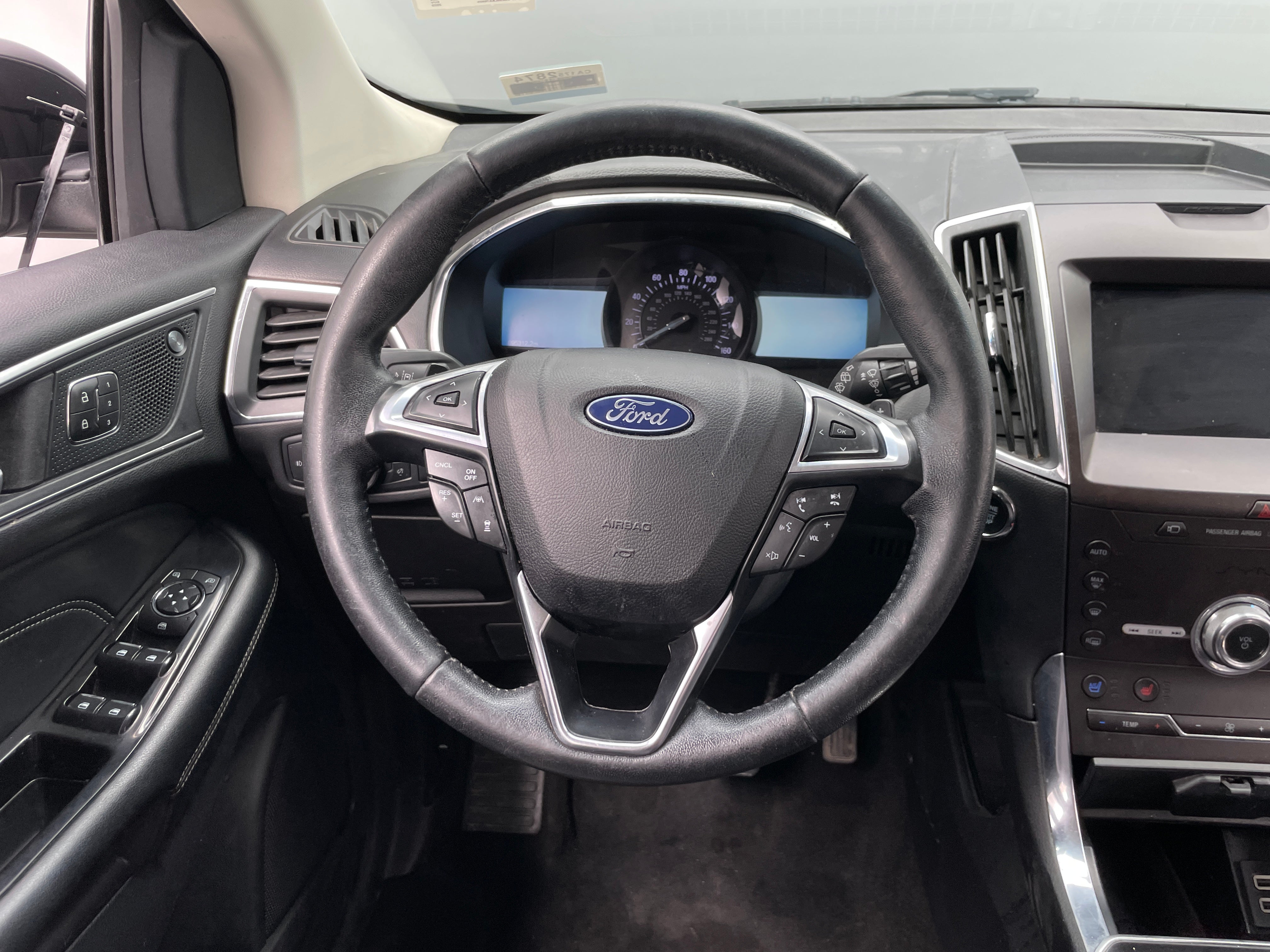 2020 Ford Edge Titanium 4