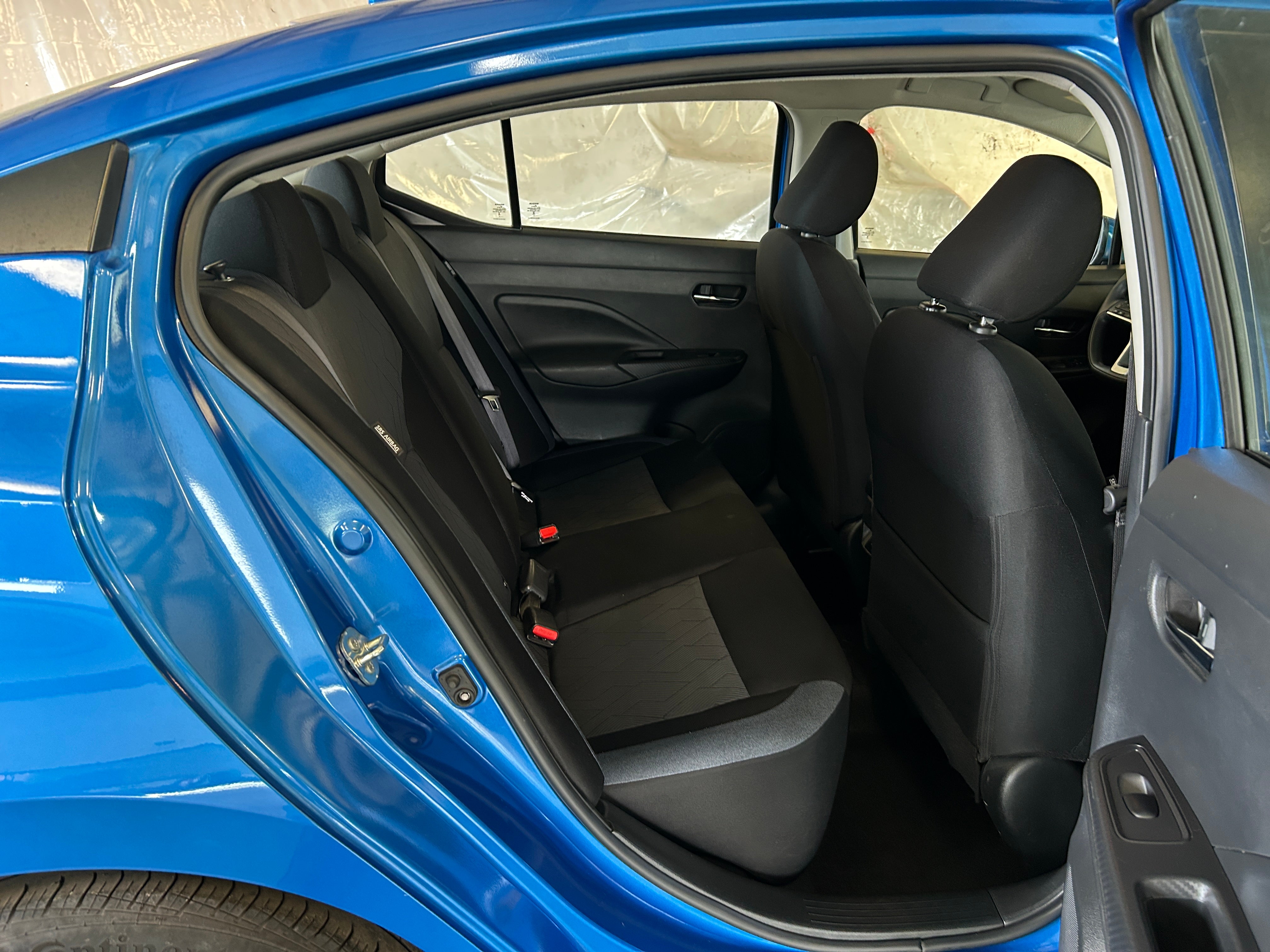 2023 Nissan Versa SV 6