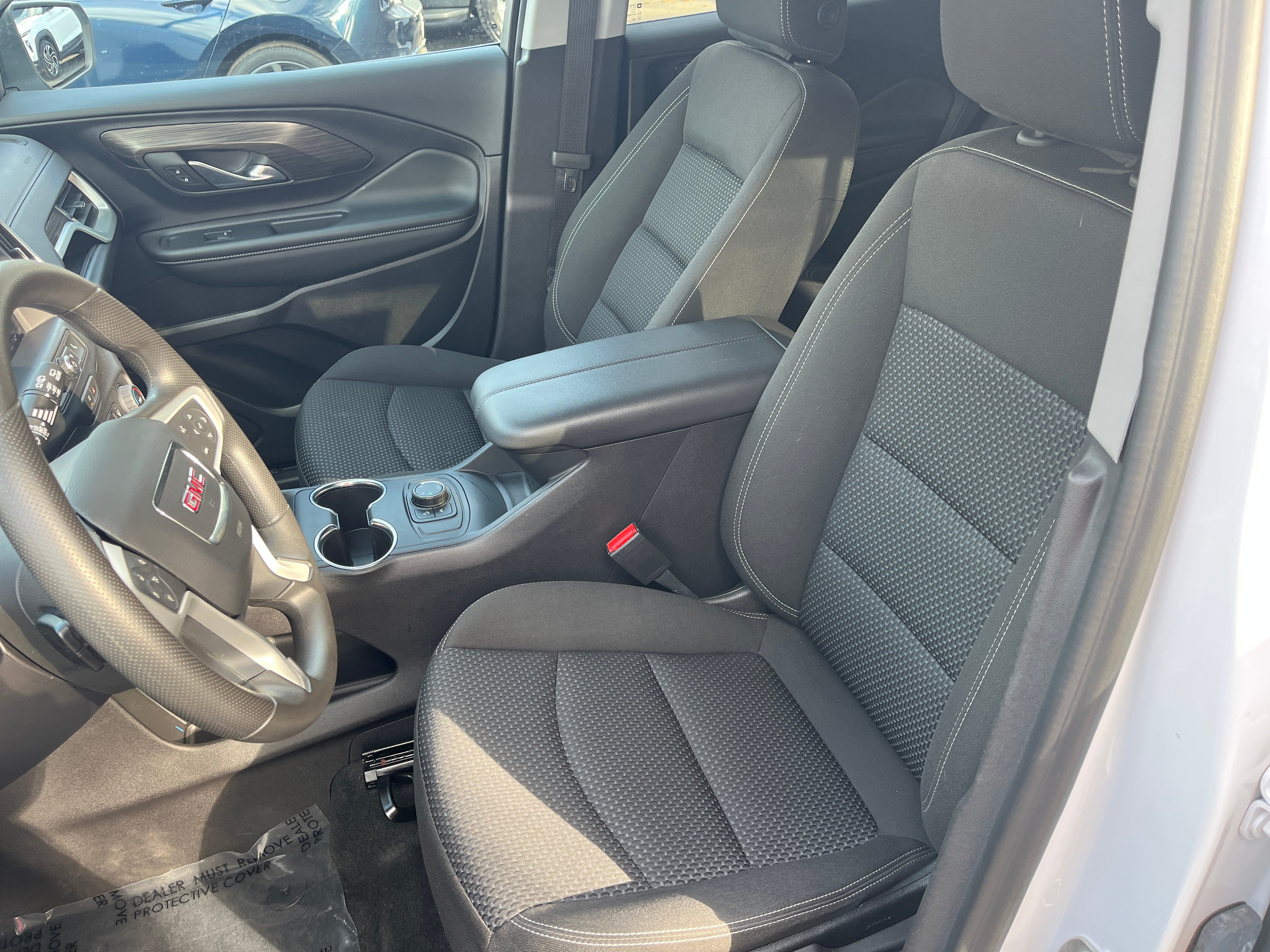 2024 GMC Terrain SLE 2