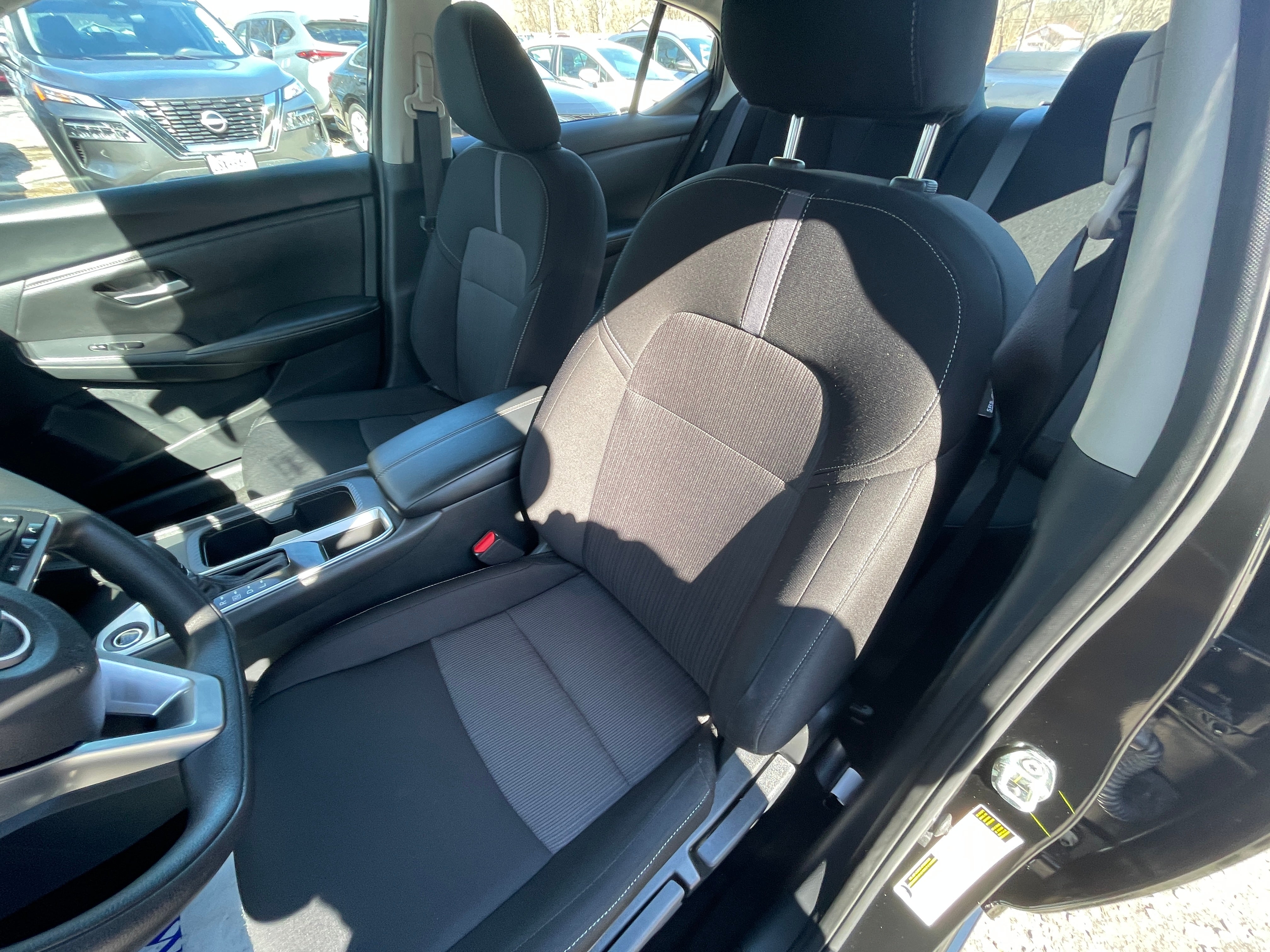 2024 Nissan Sentra SV 2