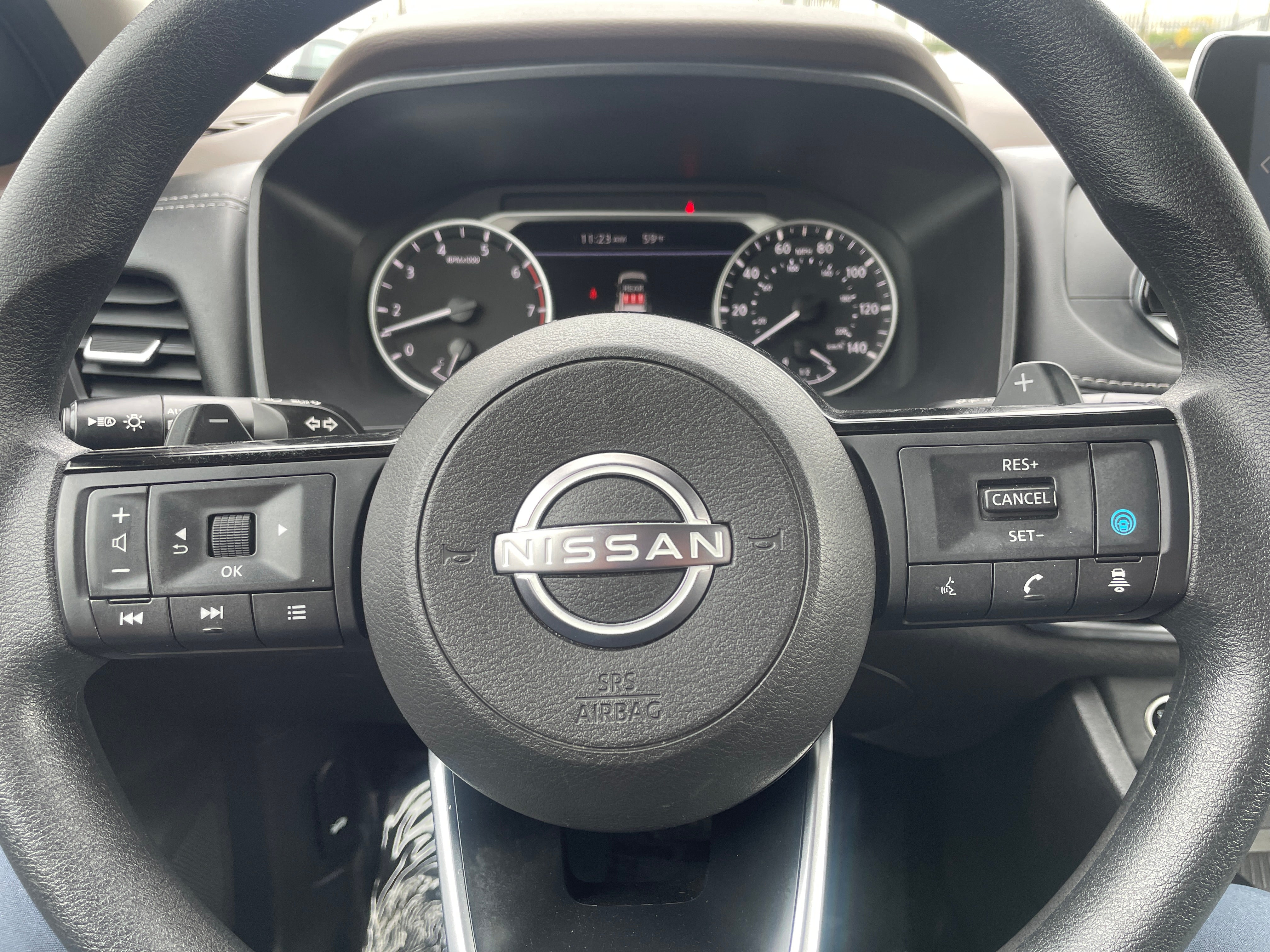 2023 Nissan Rogue SV 5