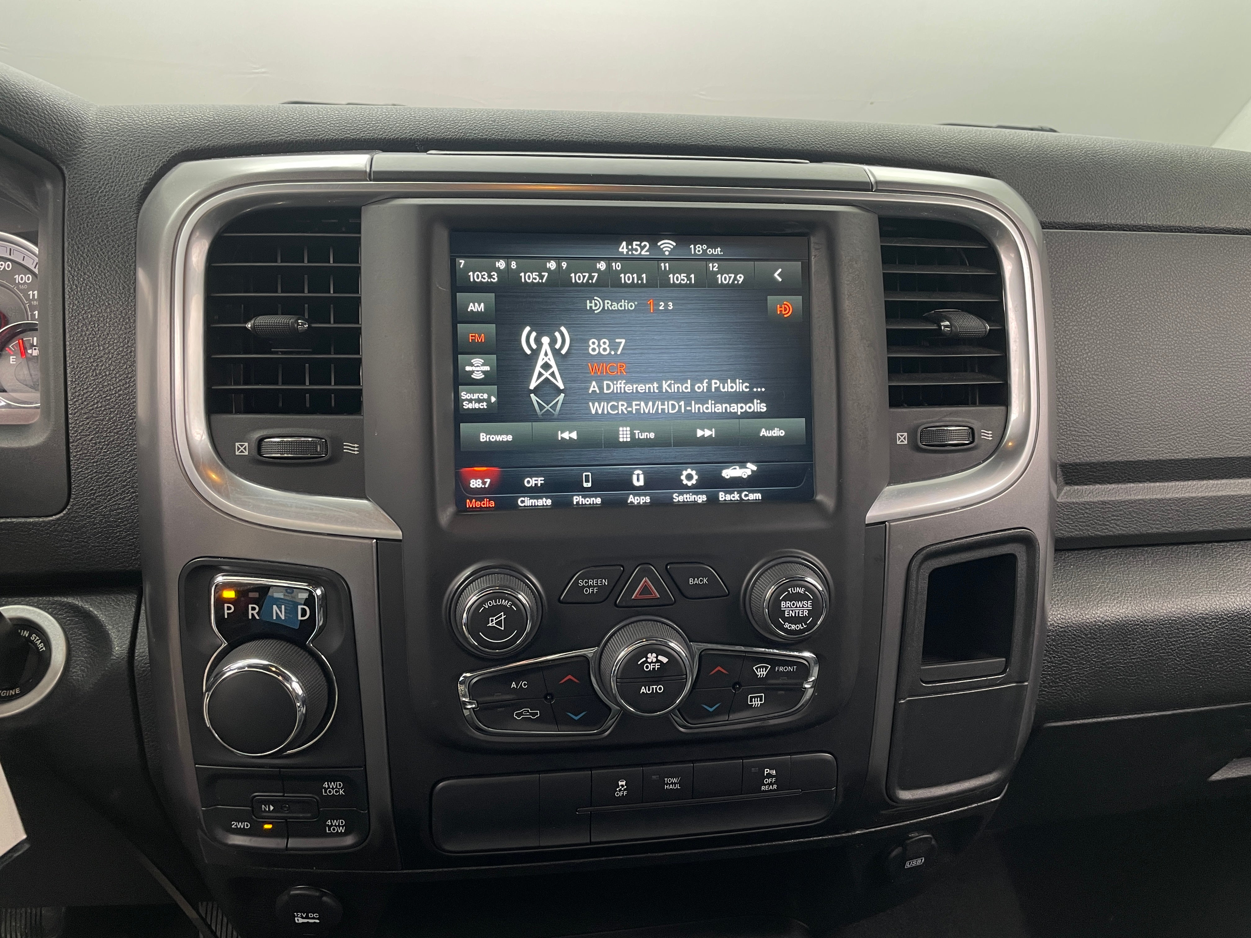 2021 RAM 1500 Classic Warlock 4