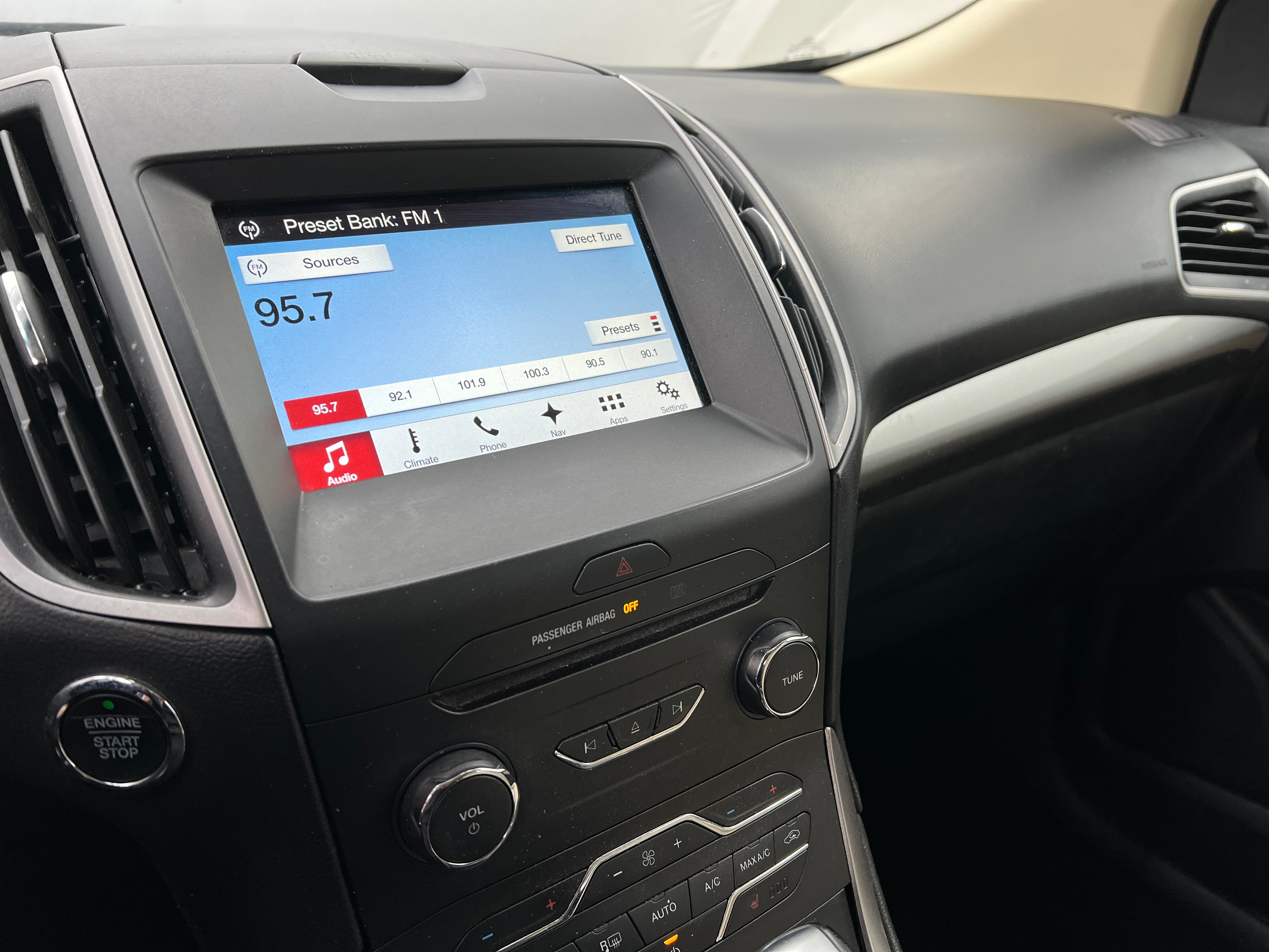 2018 Ford Edge SEL 3
