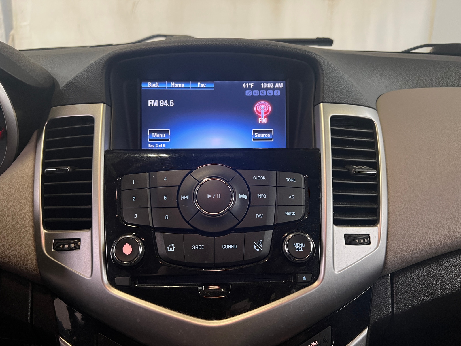 Thumbnail: 2015 Chevrolet Cruze - 4