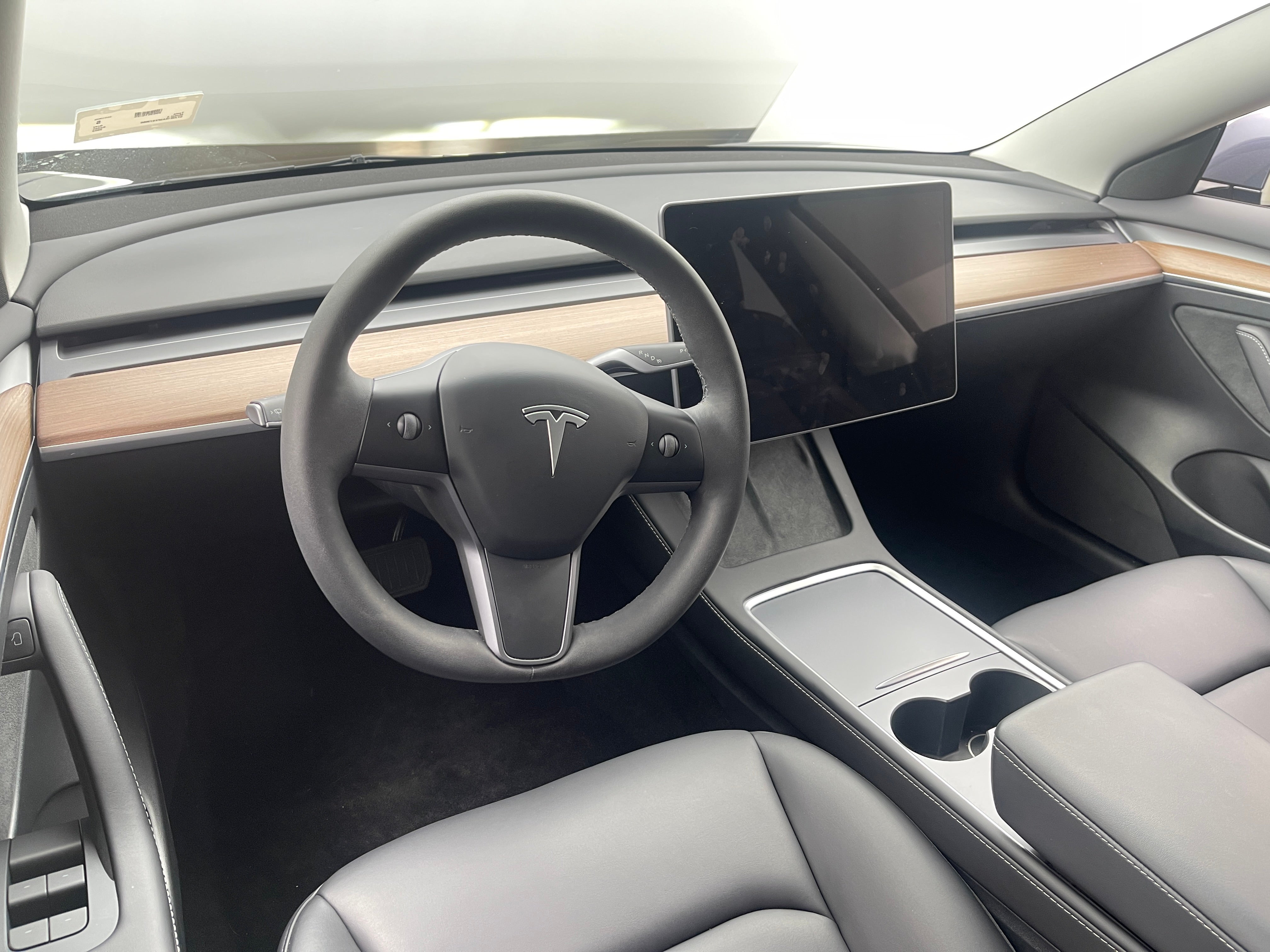 2023 Tesla Model 3 Standard Range 3