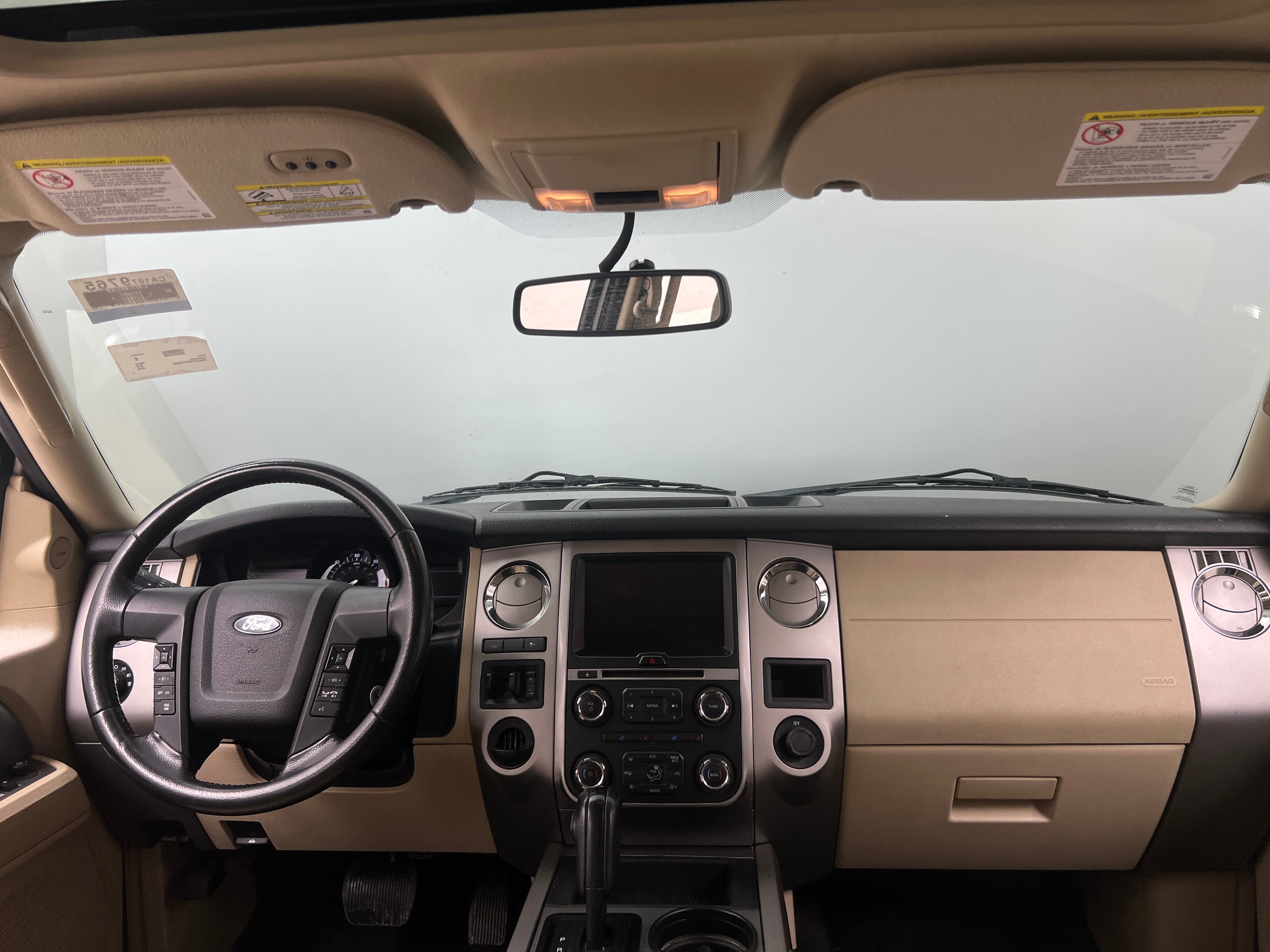 2015 Ford Expedition XLT 2