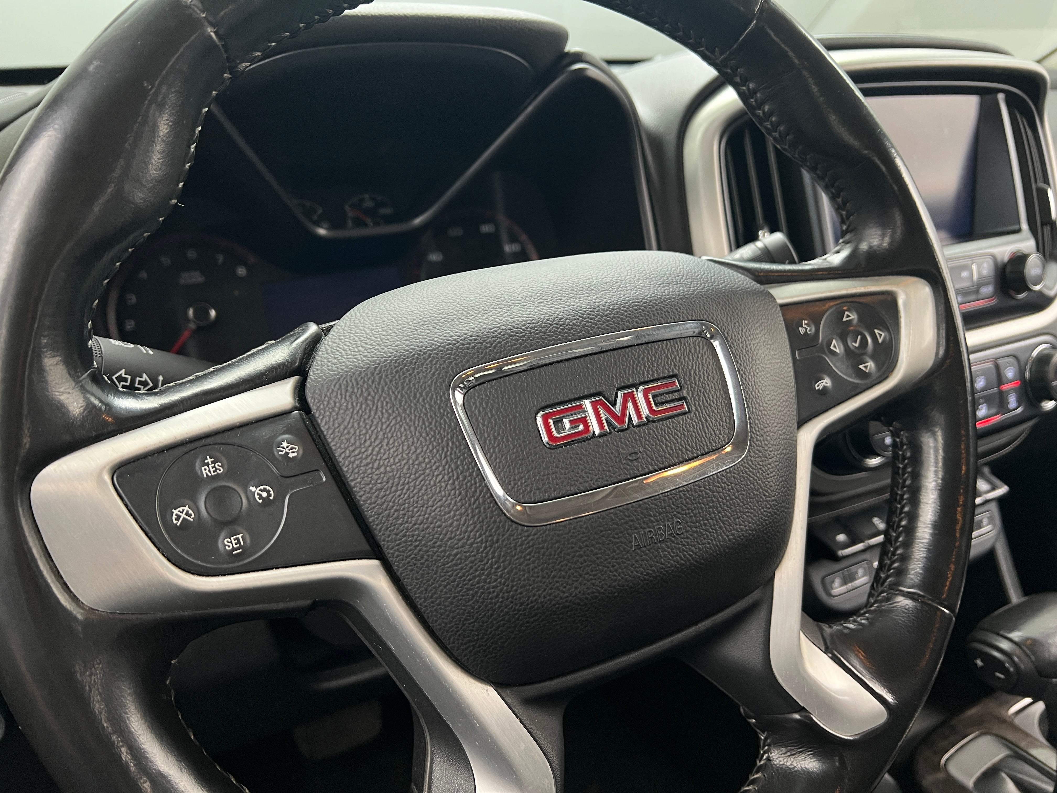 2016 GMC Canyon SLT 4