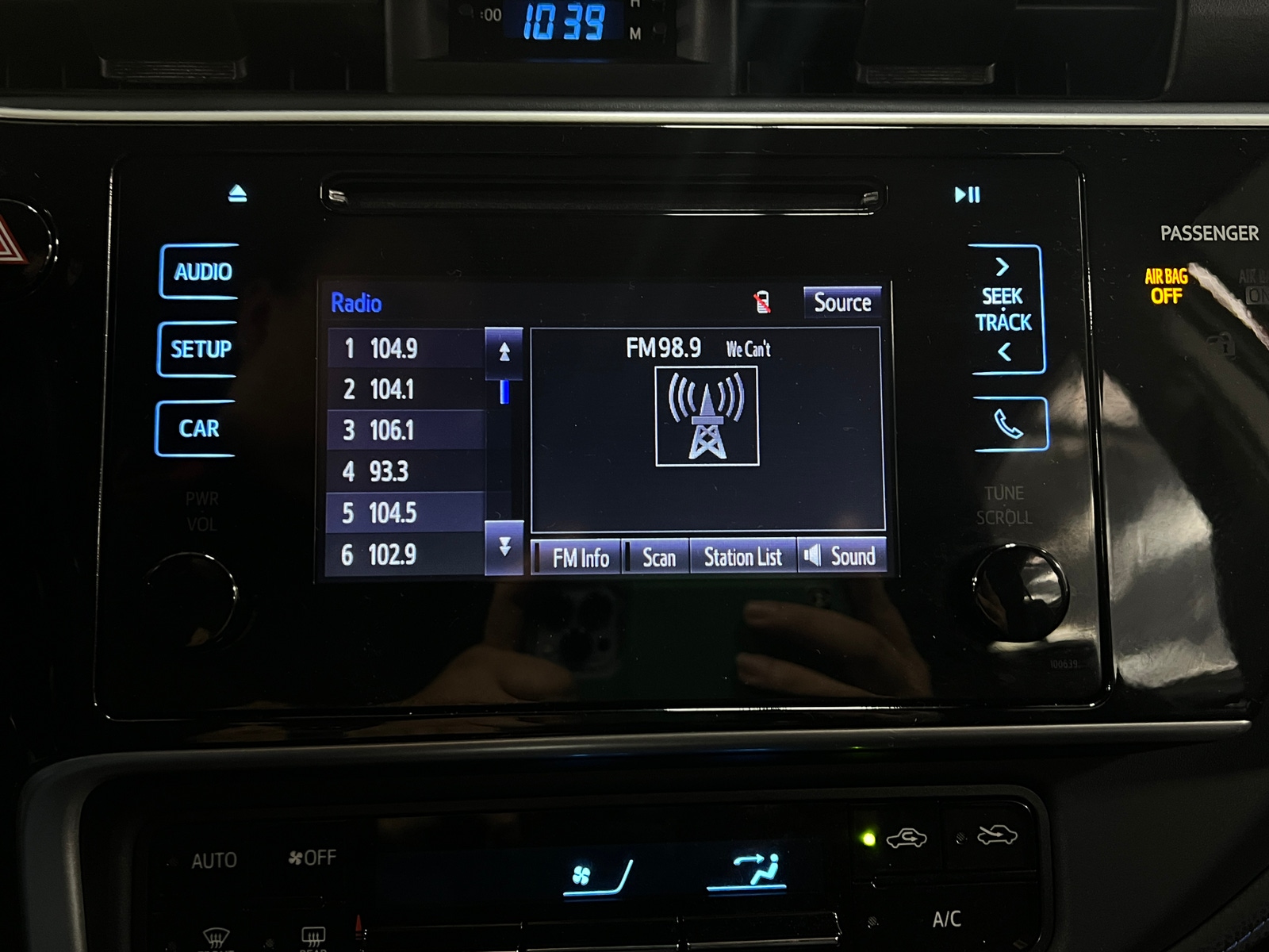 Thumbnail: 2017 Toyota Corolla - 4